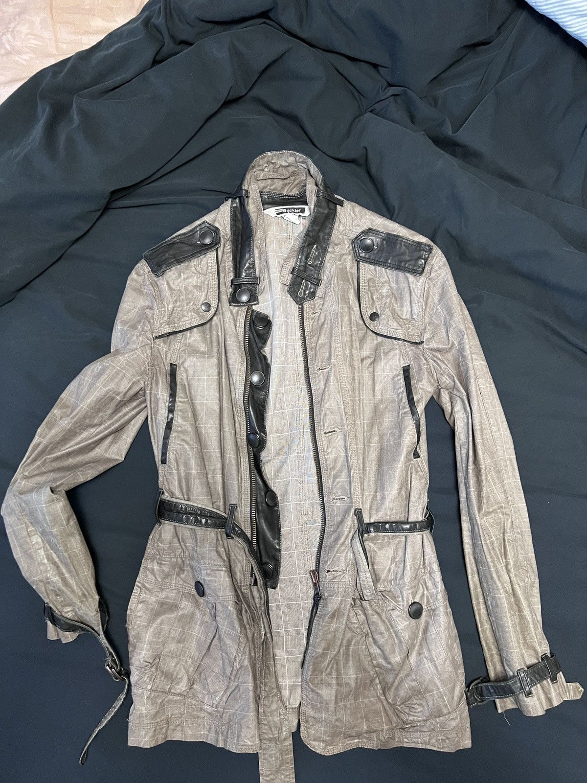 Buckler Fantastic Unisex Buckler Trench Coat Size US M / EU 48-50 / 2 - 1 Thumbnail