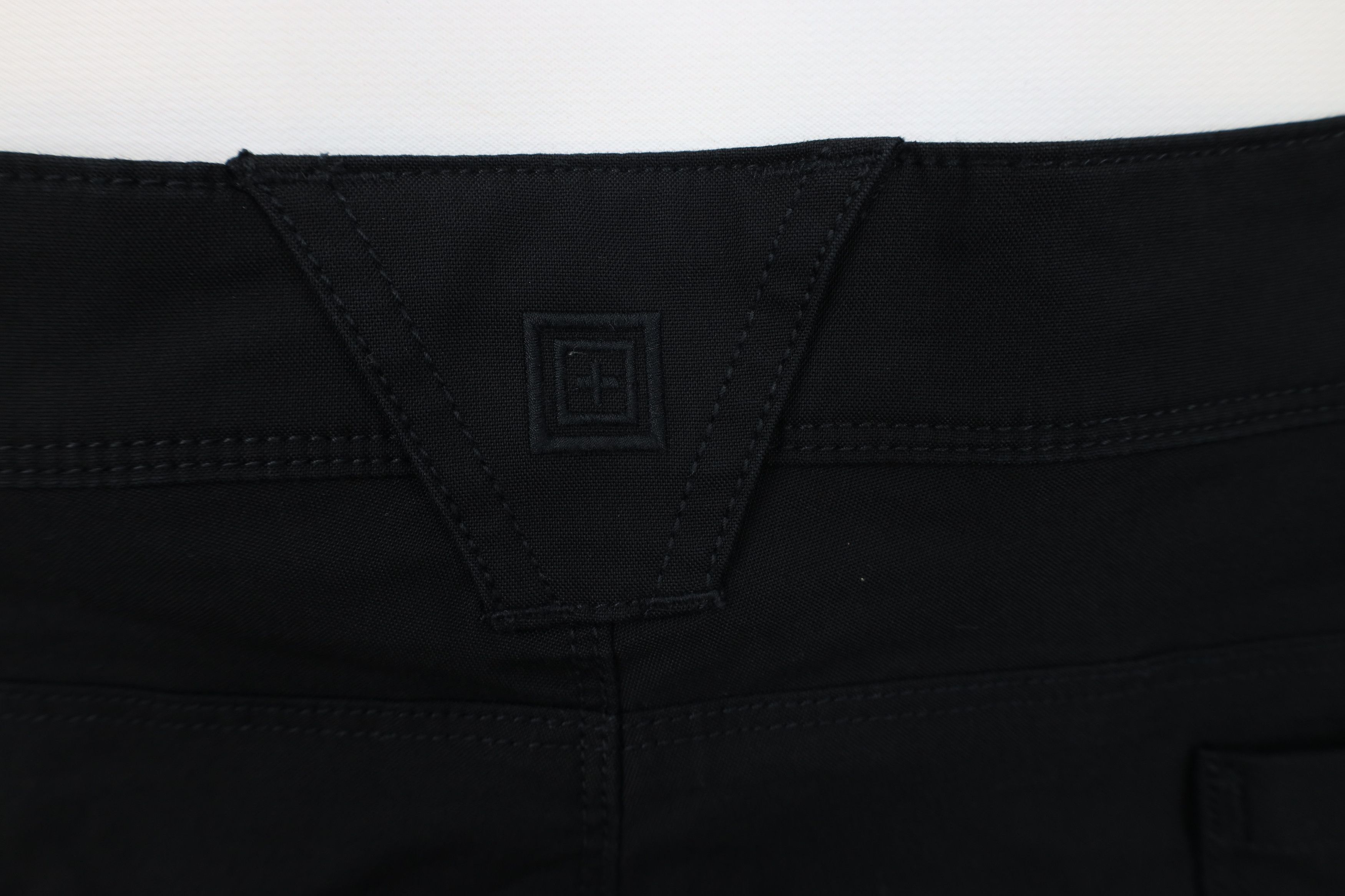 Vintage 5.11 Tactical Series Tactical Uniform Cargo Shorts Black Size US 44 / EU 60 - 13 Thumbnail