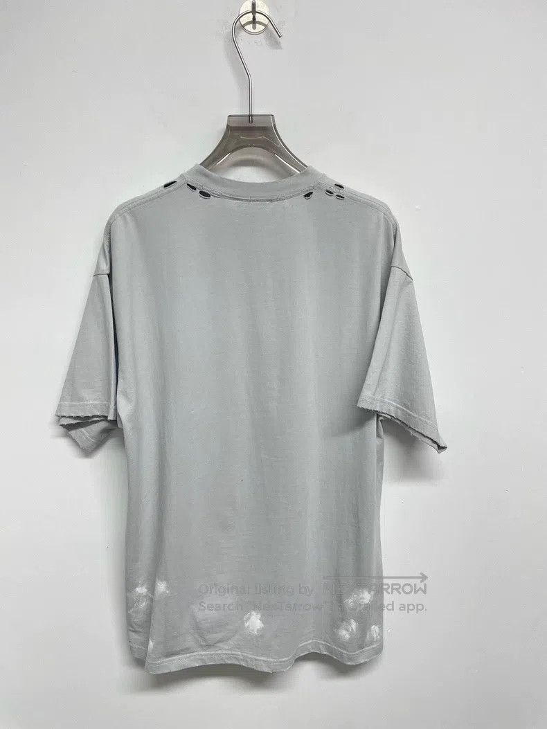 Balenciaga Balenciaga Destroyed Splatter Short Sleeve, Gray, Size L Size US S / EU 44-46 / 1 - 2 Thumbnail
