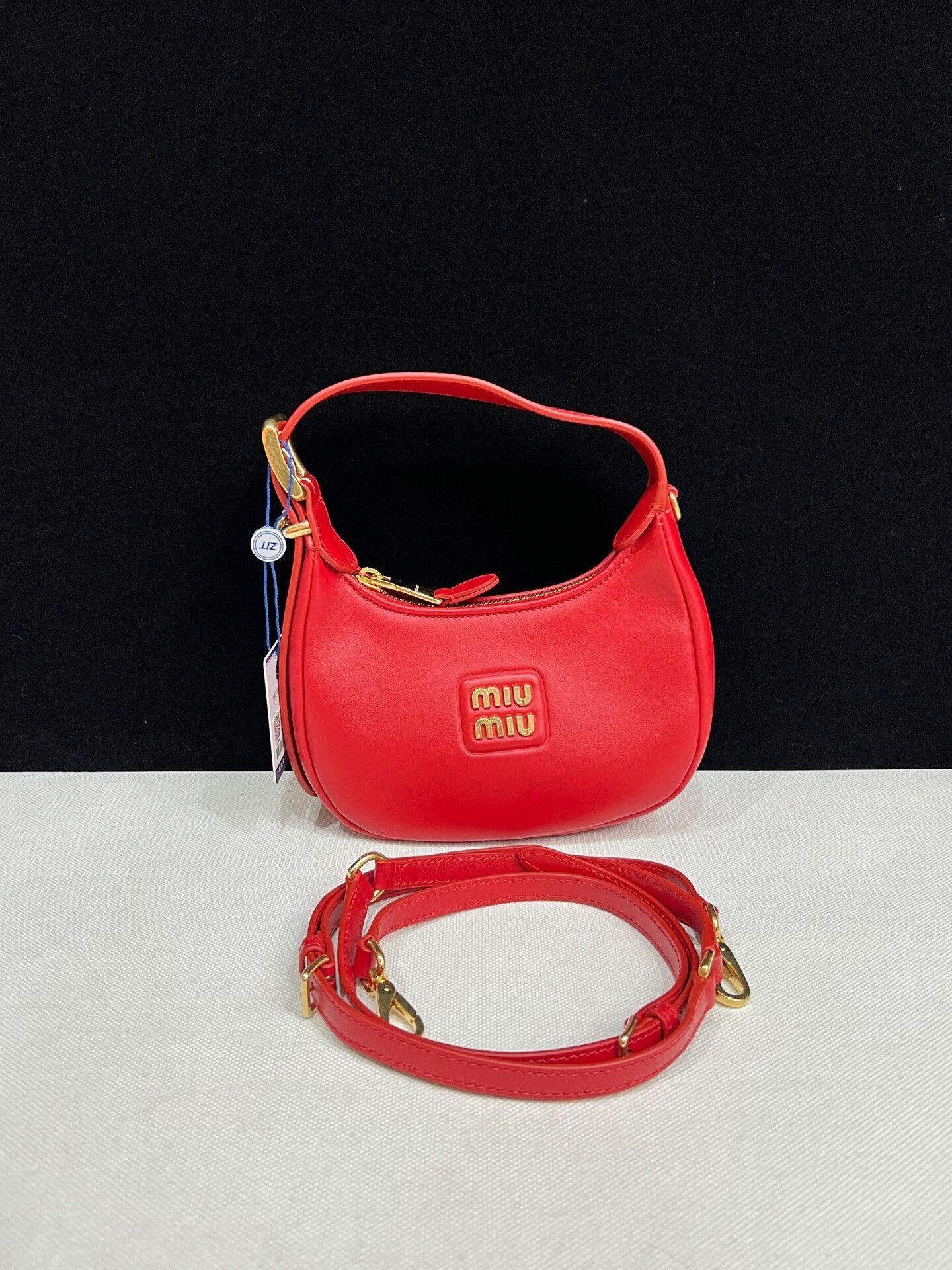 Miu Miu Pre-loved Bag Very good condition Size ONE SIZE - 1 Thumbnail