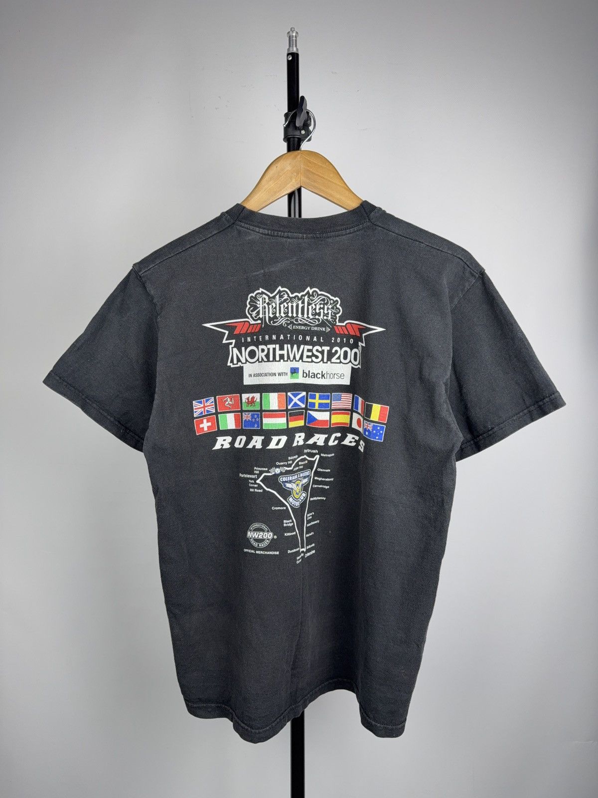 Vintage 00s Northwest 200 2010 Road Racing Moto T-Shirt Relentless Size US M / EU 48-50 / 2 - 10 Thumbnail
