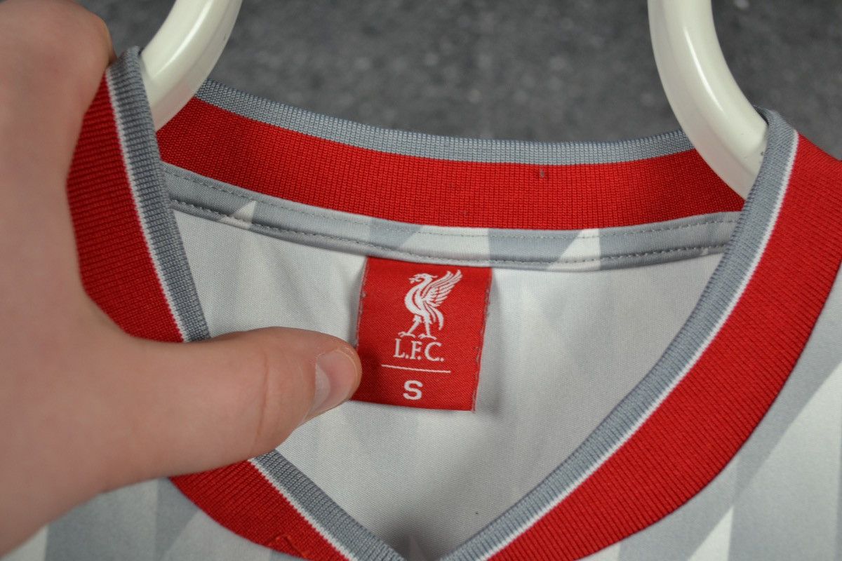 Vintage Liverpool 1991 Away Football Shirt Retro Soccer Jersey Size US S / EU 44-46 / 1 - 7 Thumbnail