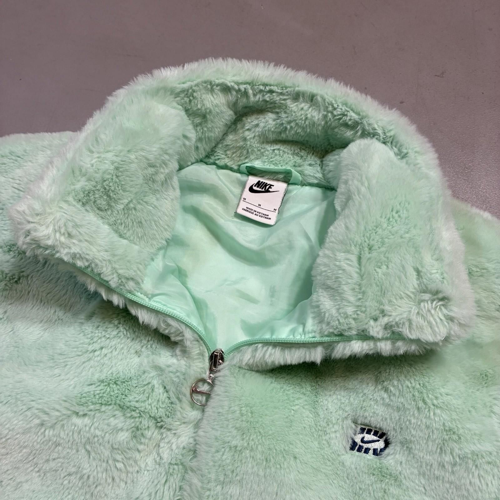Nike nike mint green fluffy faux fur cropped jacket Size M / US 6-8 / IT 42-44 - 3 Thumbnail