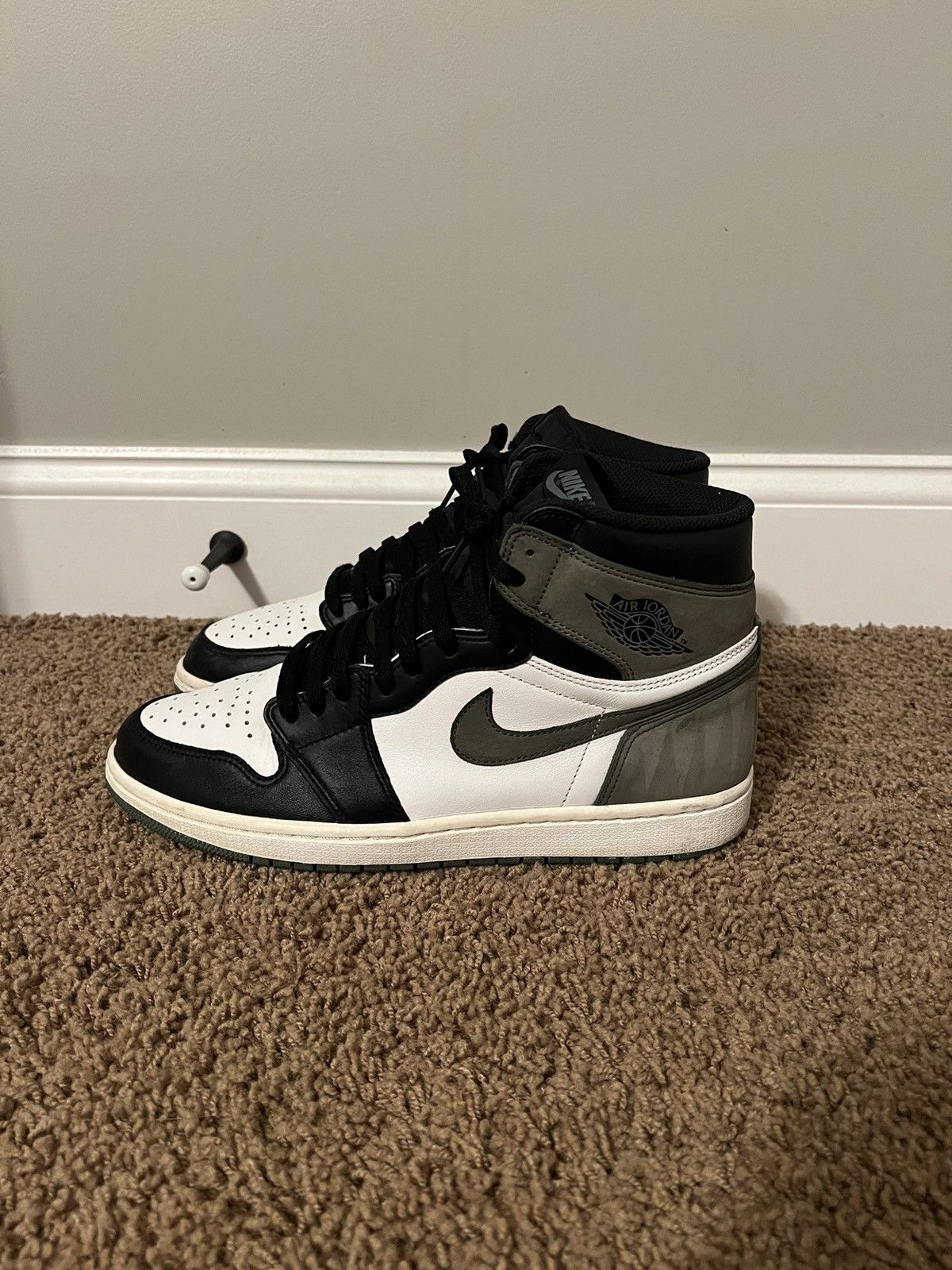 image of Jordan Nike Jordan 1 High OG Clay Green Shoes in Black, Men's (Size 11)