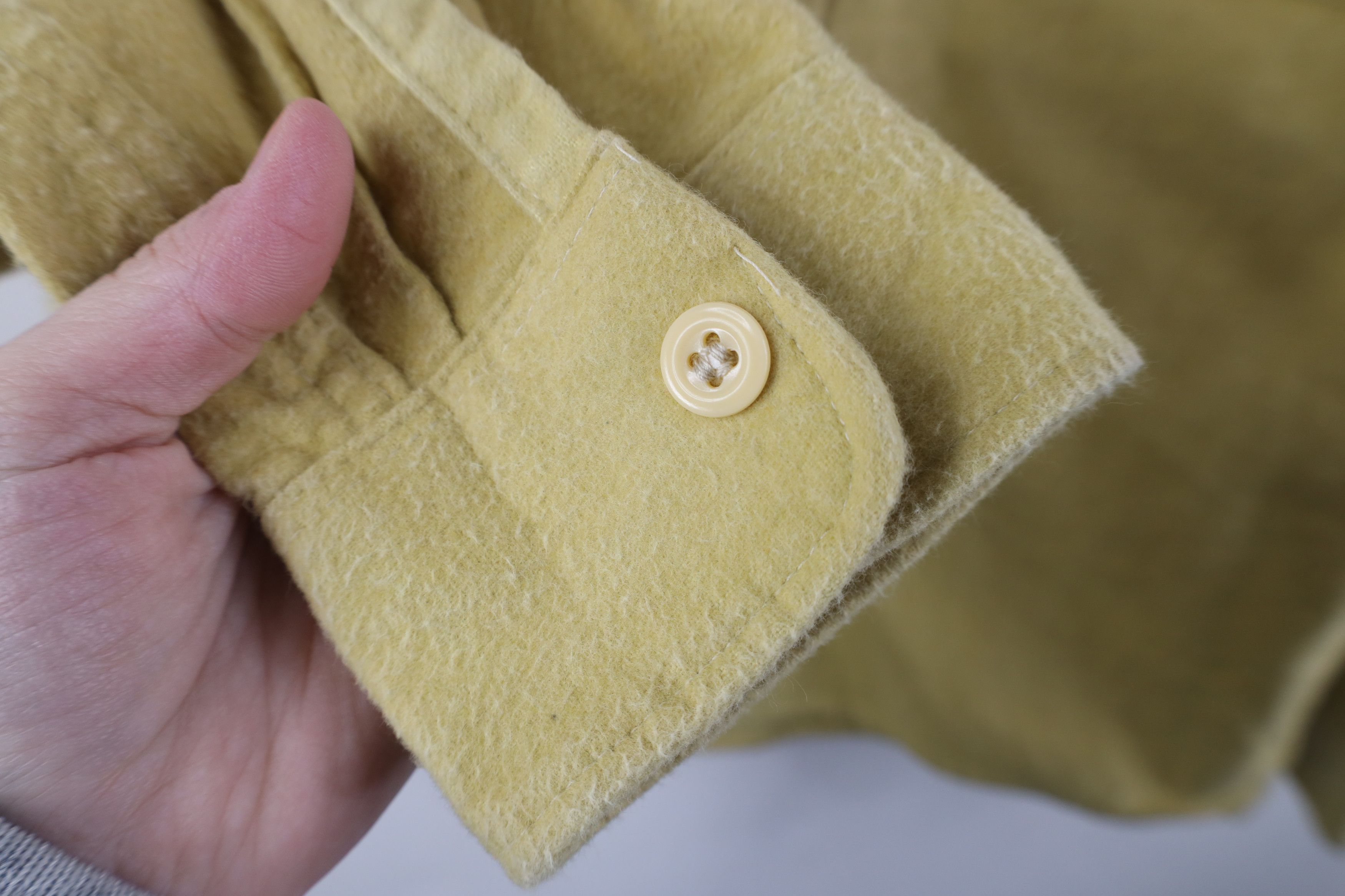 Vintage Vintage 70s Streetwear Chamois Cloth Button Shirt Yellow USA Size US L / EU 52-54 / 3 - 10 Thumbnail