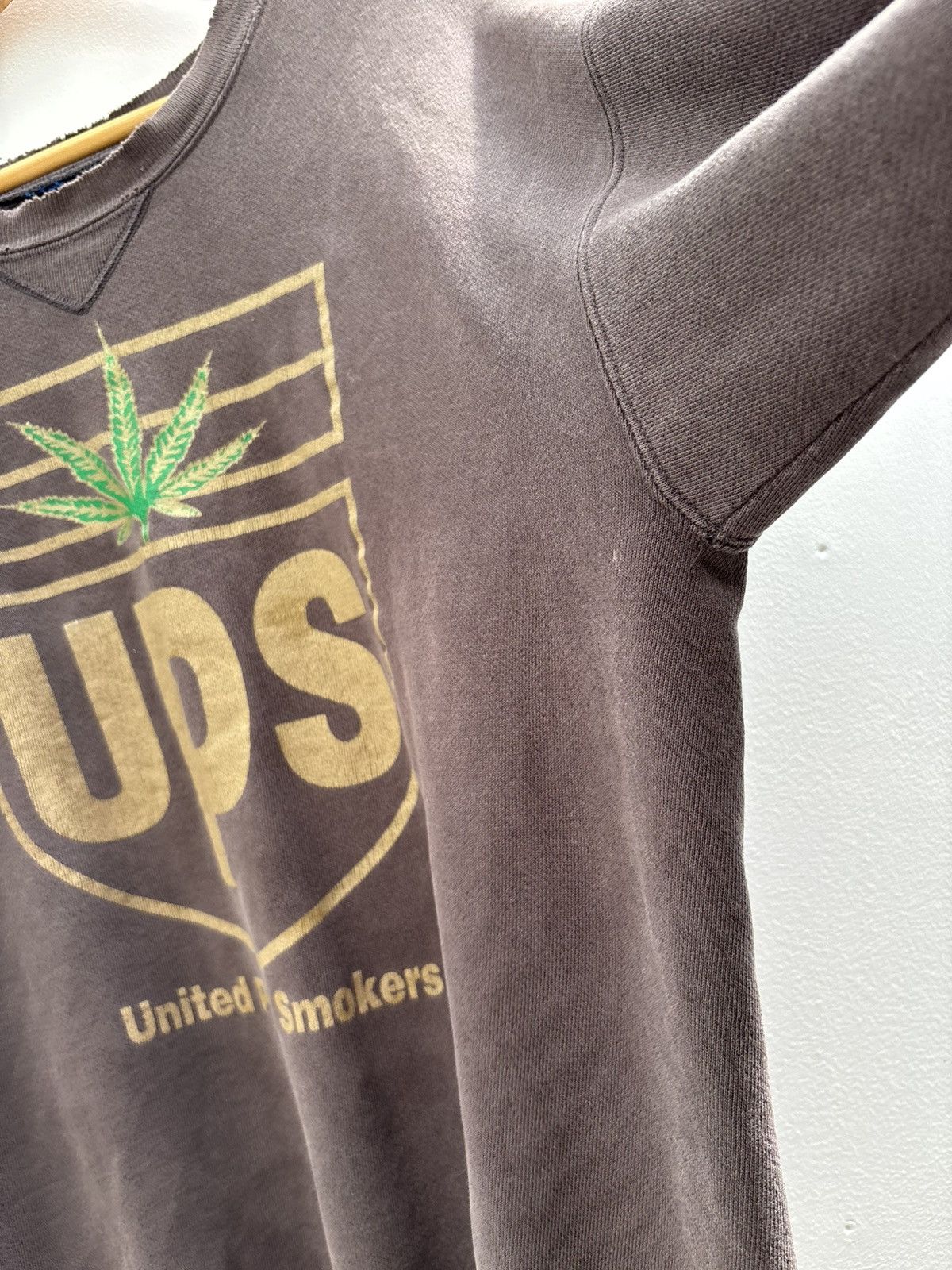 Vintage UPS United Pot Smokers Crewneck Size US L / EU 52-54 / 3 - 8 Thumbnail