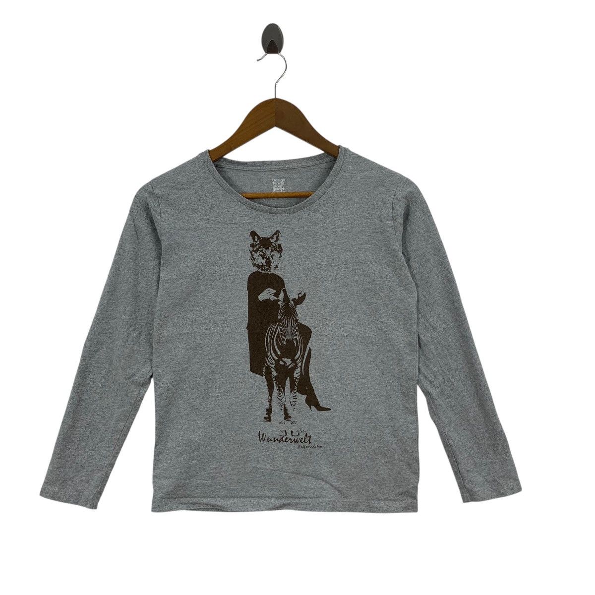 Other GRANIPH WOLF ZEBRA Anime Illustration Fairy Tales Tee Shirt Size S / US 4 / IT 40 - 3 Thumbnail
