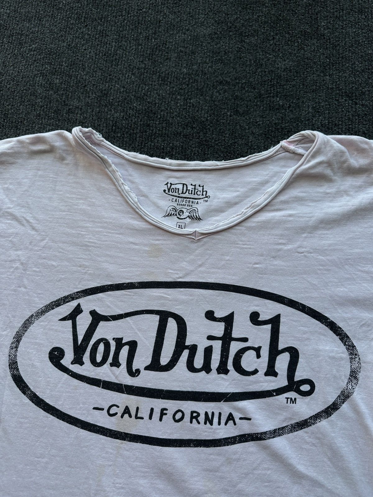 Von Dutch 🚨Y2K VON DUTCH BIG LOGO SUNFADED Y2K distressed style tee Size US XL / EU 56 / 4 - 4 Thumbnail