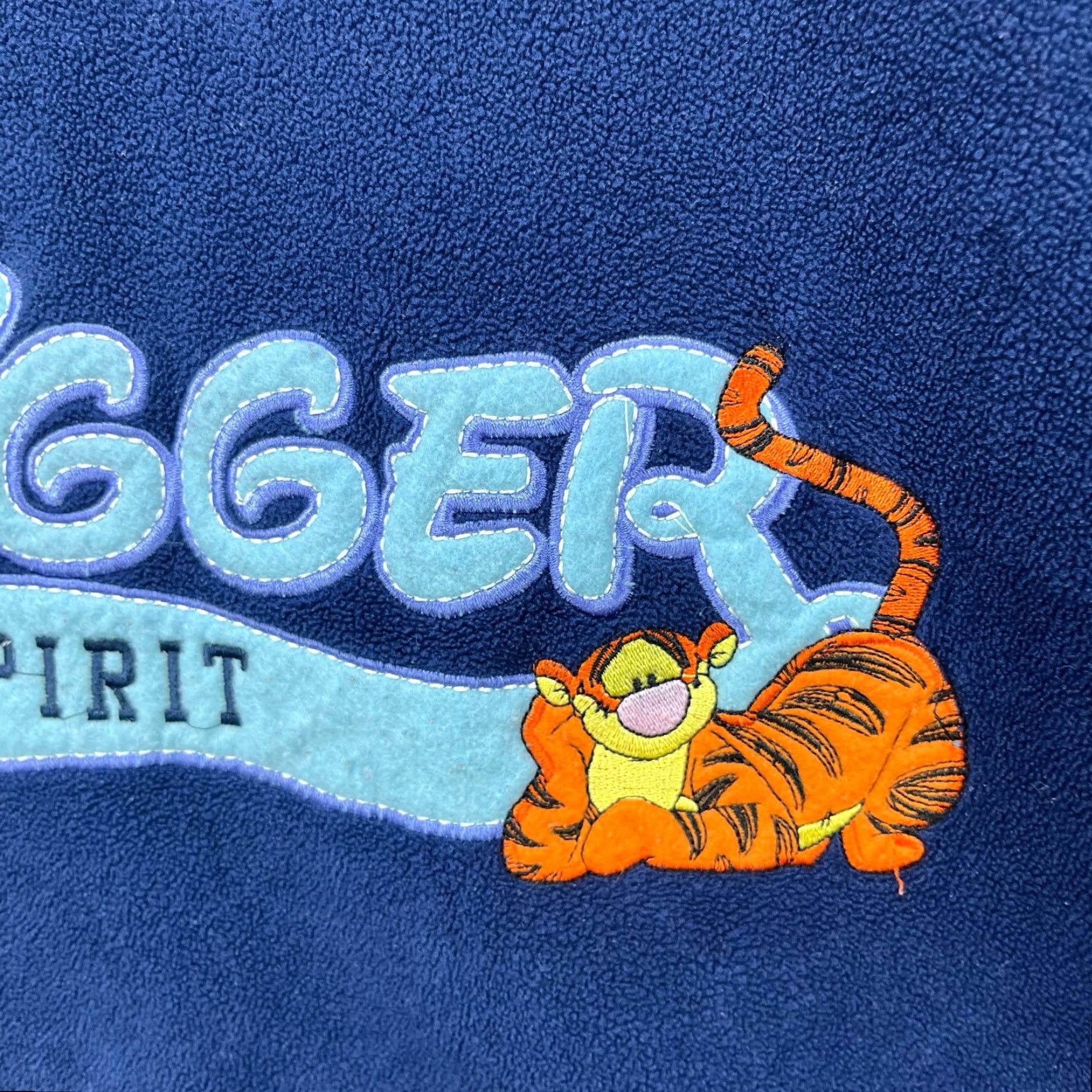 Disney VINTAGE Disney Sweater XL blue 90s Tigger Winnie the Pooh pullover Women’s Size XL / US 12-14 / IT 48-50 - 4 Thumbnail