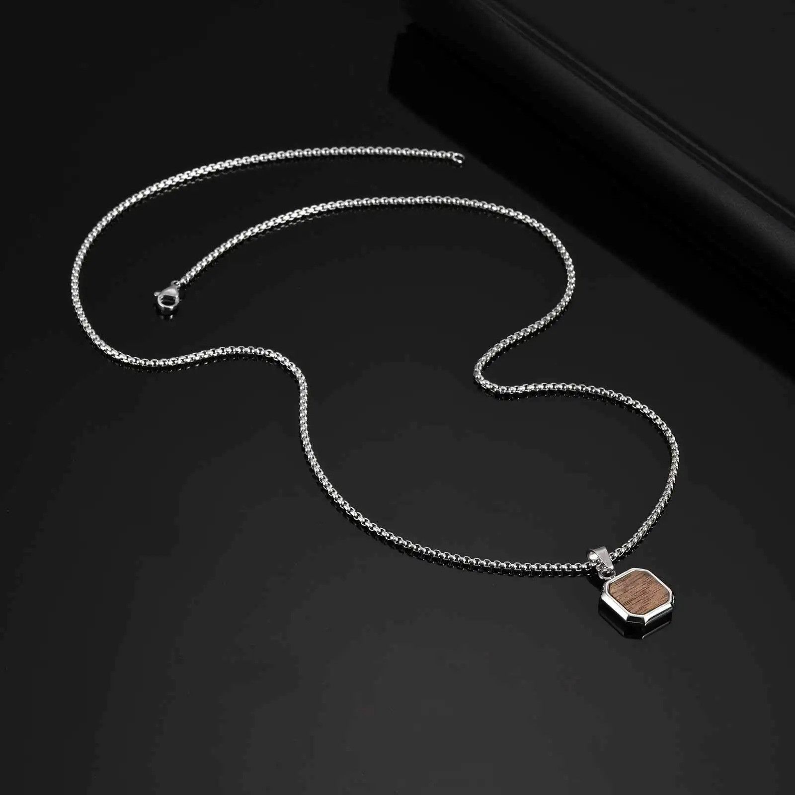 Jewelry Wood Square Necklace Size ONE SIZE - 2 Thumbnail
