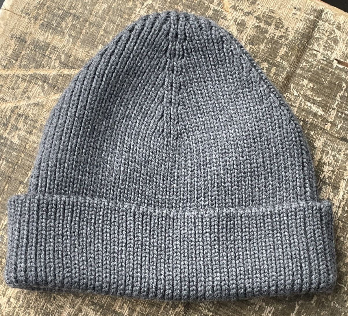 Off-White OFF WHITE Wool Embroidered Hand Logo Beanie Grey Size ONE SIZE - 3 Thumbnail
