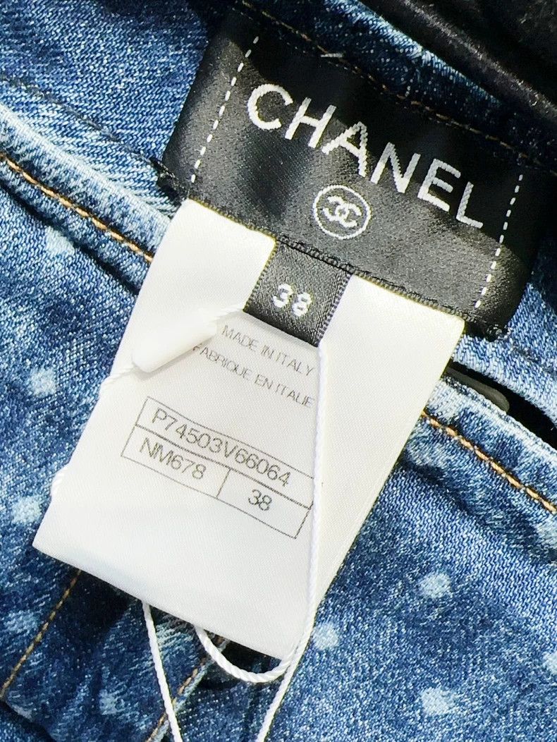 Chanel Chanel 23P blue polka dot double C jeans Size 25" / US 0 / IT 36 - 4 Thumbnail