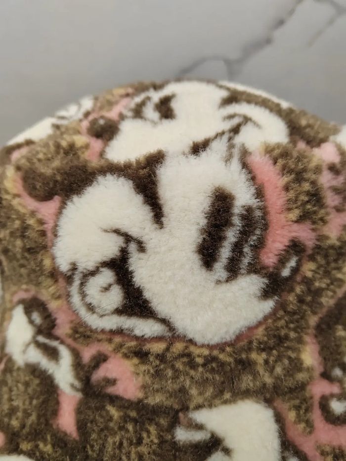 Anime × Mickey Mouse × Vintage 🔥 Vintage 🔥 Mickey Mouse Sherpa Style Bucket Hat Size ONE SIZE - 5 Thumbnail
