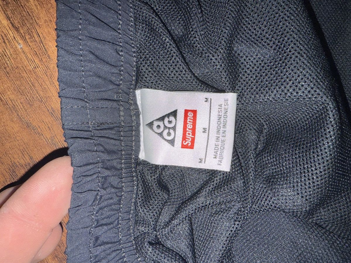 Nike ACG × Supreme Supreme 22FW Nike ACG Nylon Trail Short Black M vnds Size US 32 / EU 48 - 3 Thumbnail