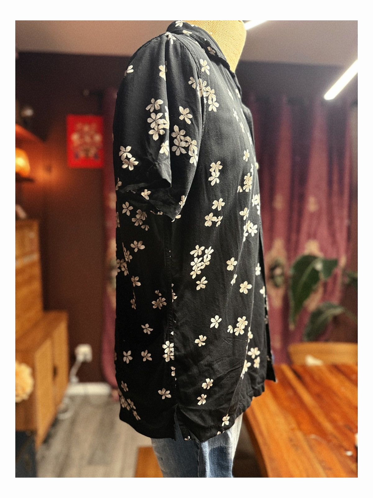 Abercrombie & Fitch Abercrombie & Fitch Men’s Floral Shirt – Size M Size US M / EU 48-50 / 2 - 3 Thumbnail