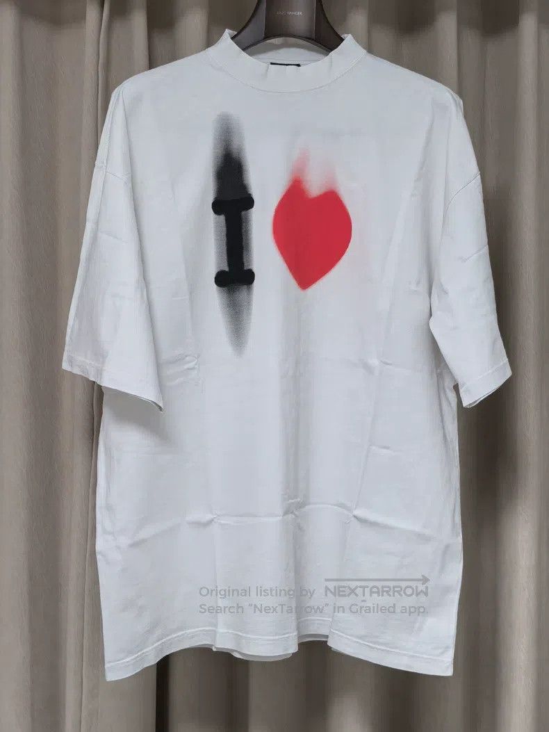 Balenciaga Balenciaga Heart Short Sleeve Size US S / EU 44-46 / 1 - 1 Thumbnail