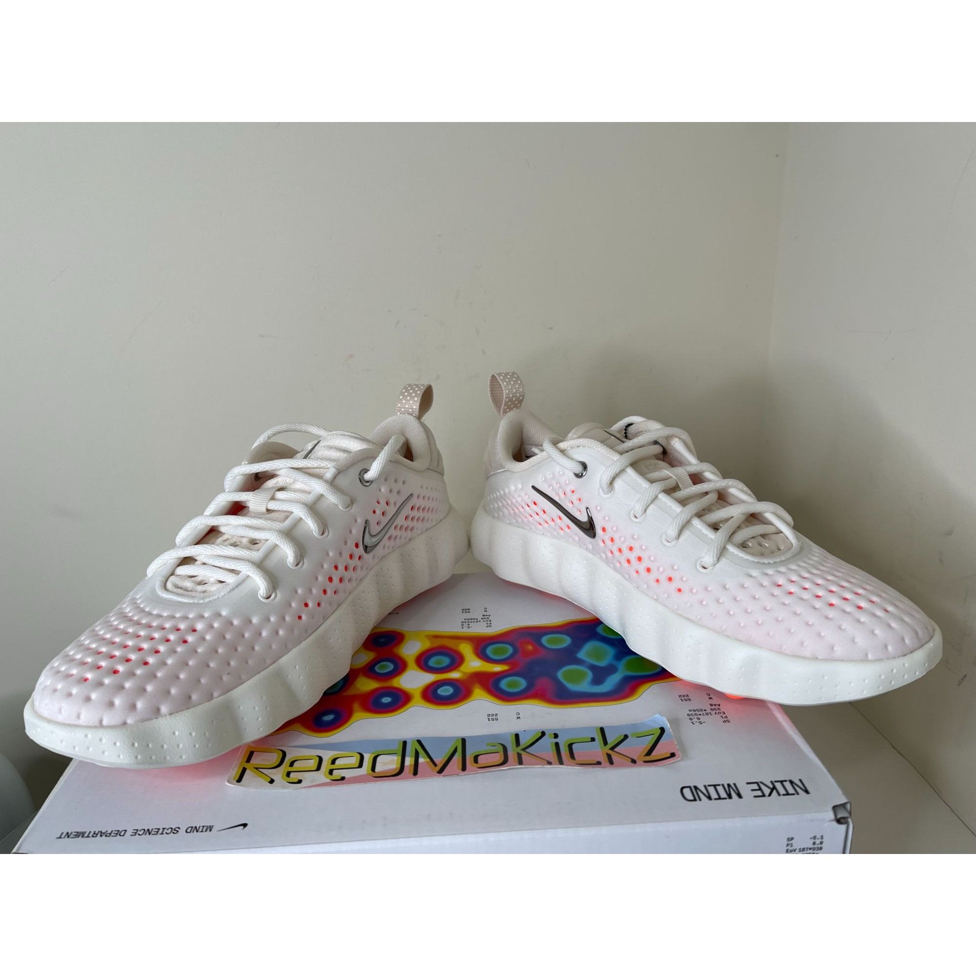 Nike Nike Mind 002 Sail Chrome Chalk Womens 8us Size US 8 / IT 38 - 4 Thumbnail