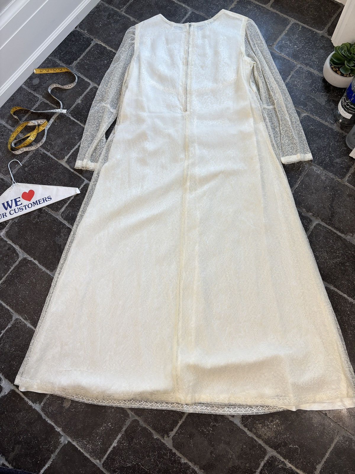 Vintage 1960s Lace Wedding Dress True Vintage Bridal Floor Length Size L / US 10 / IT 46 - 13 Thumbnail