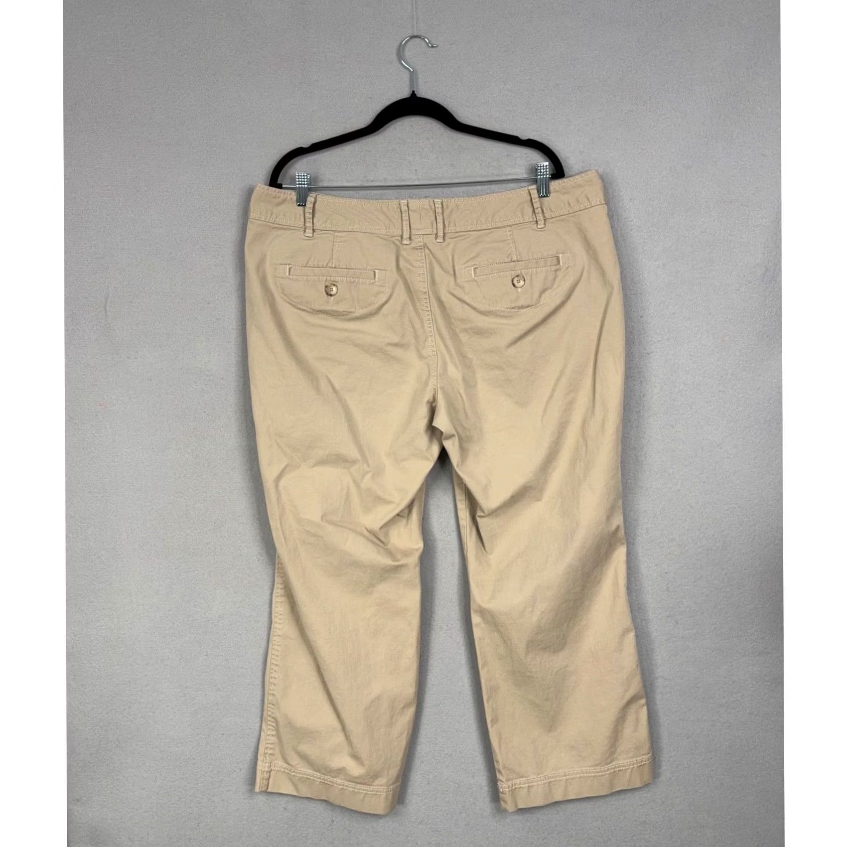 Eddie Bauer Eddie Bauer Chino Pants Womens 18 Petite Tan Vashon Fit Casual Classic Outdoor Size 40" / US 18 - 7 Thumbnail