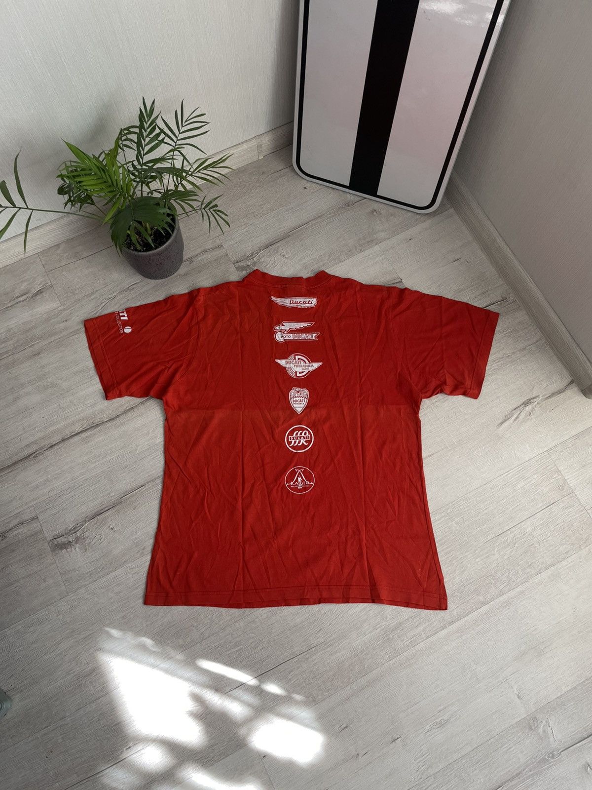 Ducati Vintage 90s Moto Ducati Performance Historic Logo Colle Tee Size US L / EU 52-54 / 3 - 7 Thumbnail