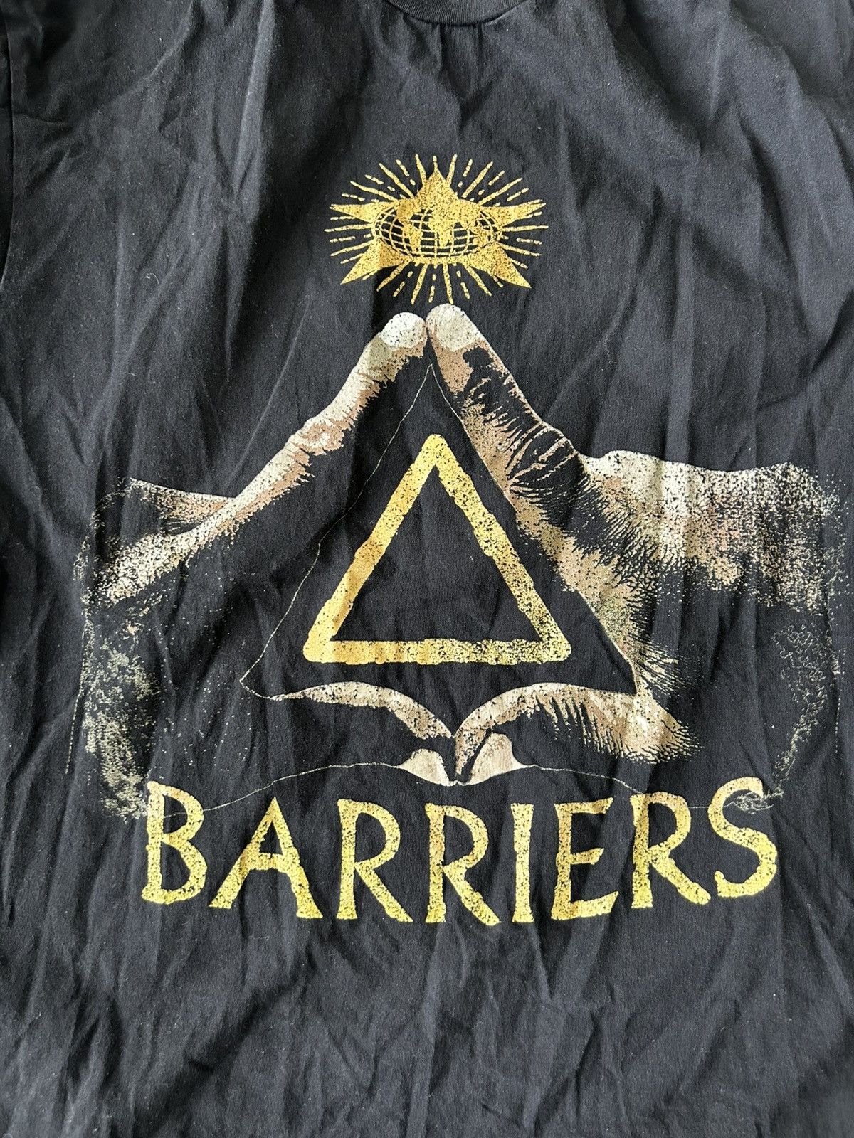 Barriers Barriers T shirt Size US XXL / EU 58 / 5 - 4 Thumbnail