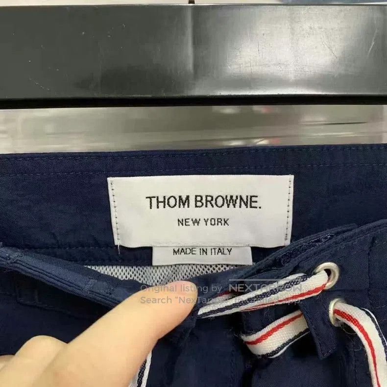 Thom Browne Thom Browne size 2 Waterproof Short Pants with Four Stripes Size US 27 - 4 Thumbnail