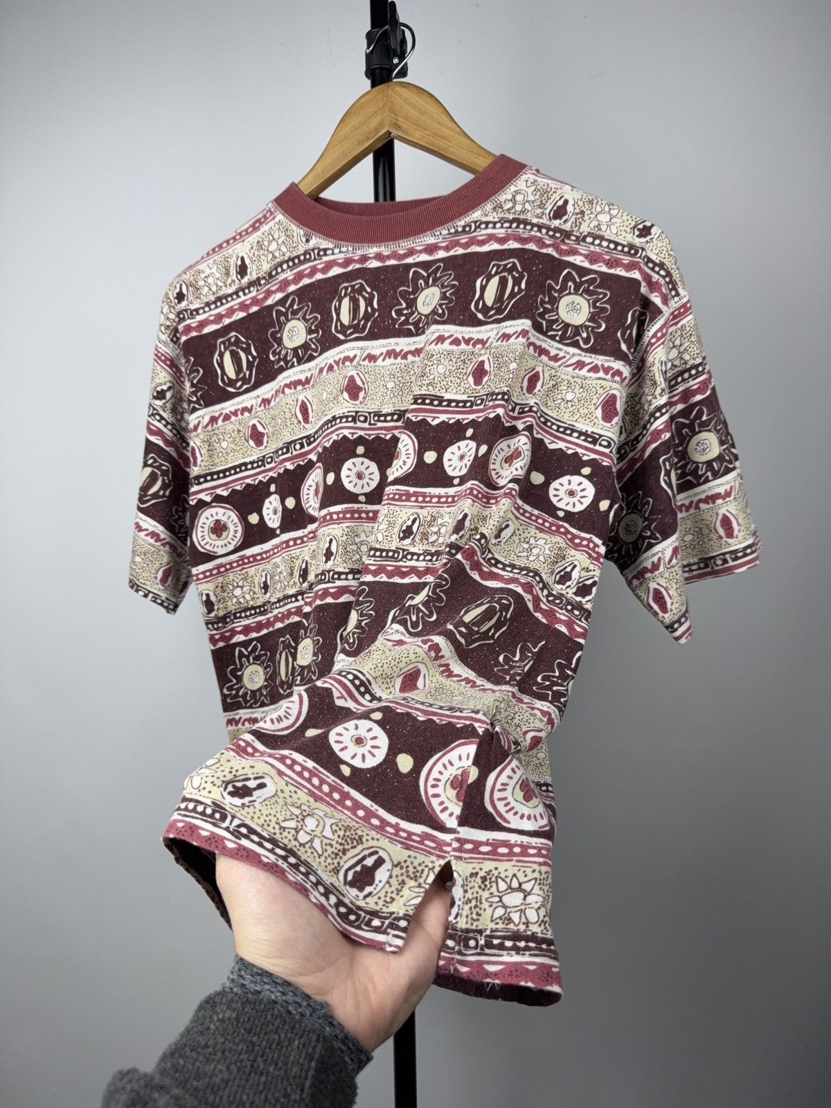 Japanese Brand Vintage 90s Tribal Ethnic All Over Print Cottontown Y2K Tee Size US S / EU 44-46 / 1 - 2 Thumbnail