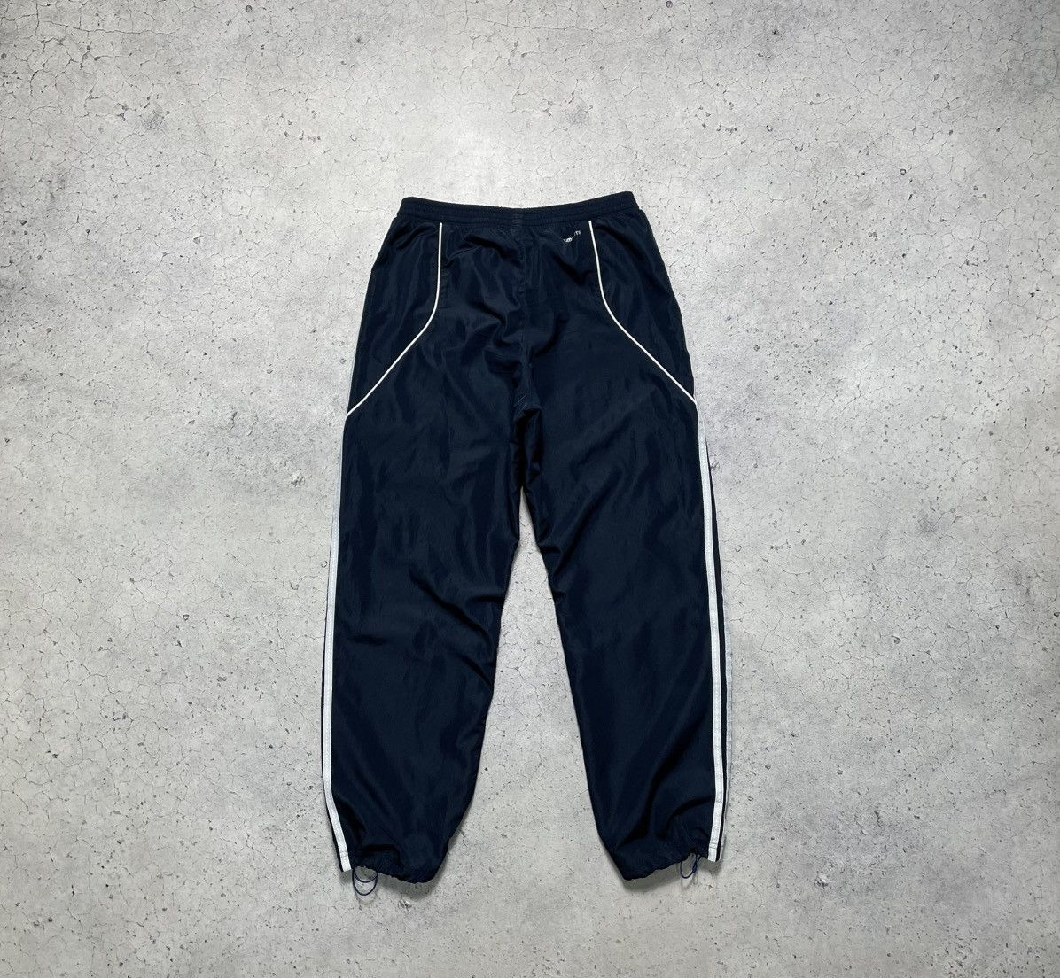 Adidas Adidas Vintage Nylon Track Suit Jacket And Pants Y2K Hype Size US S / EU 44-46 / 1 - 10 Thumbnail