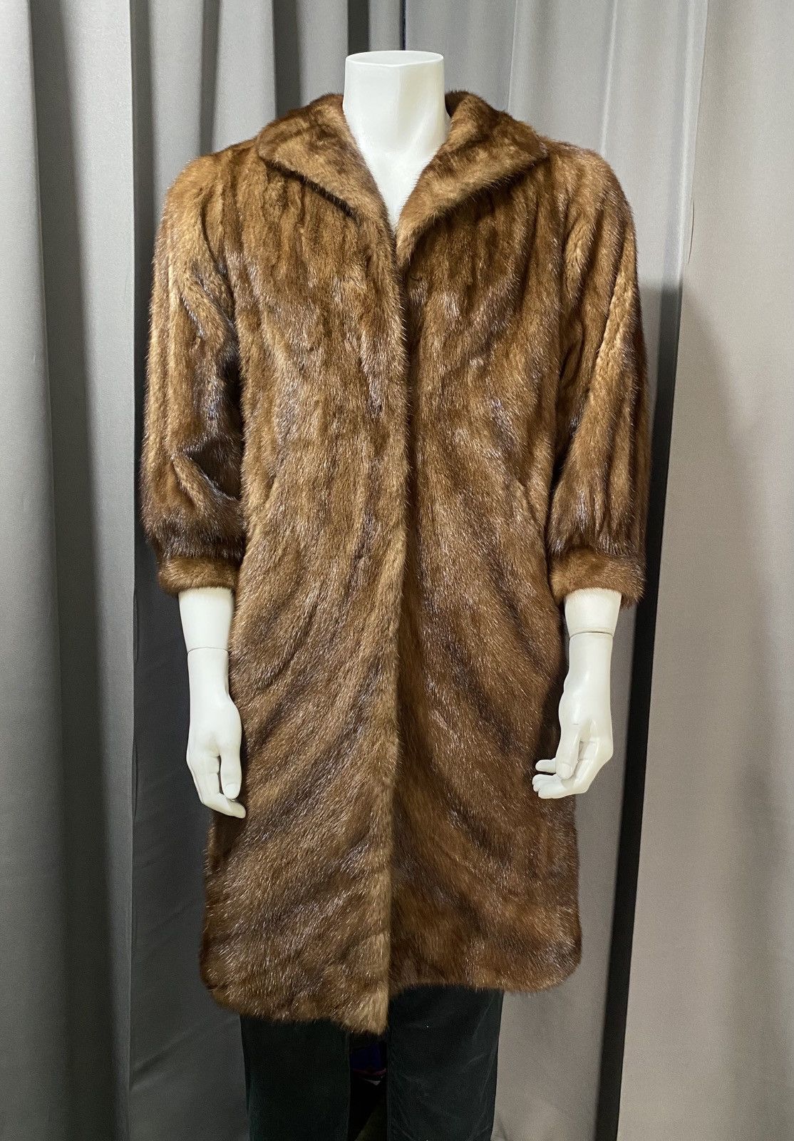 1980s New Universal Fur Mink Fur Coat