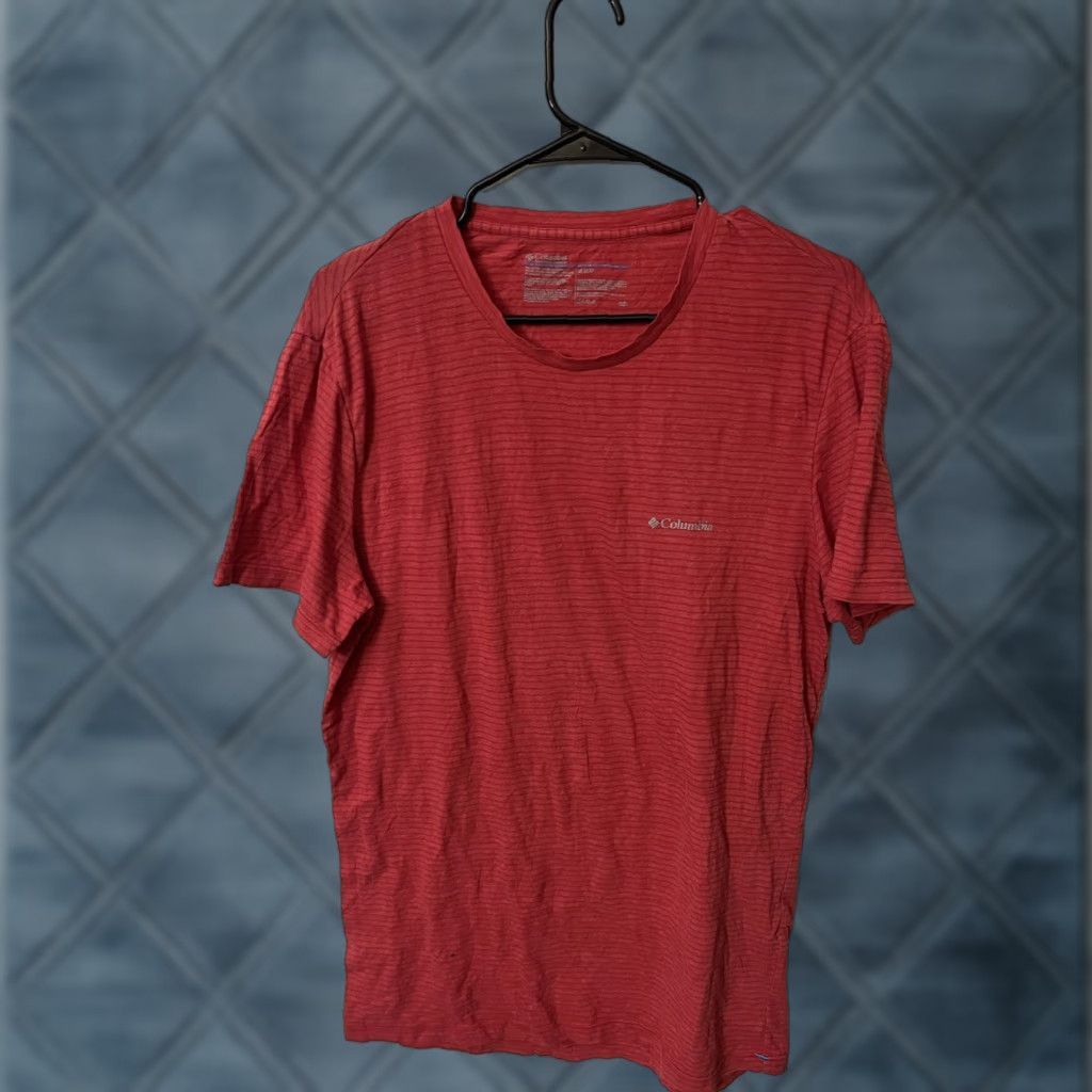 Logo 7 Columbia Logo Tee T Shirt Men Medium Red Striped Crew Neck Size US M / EU 48-50 / 2 - 1 Thumbnail