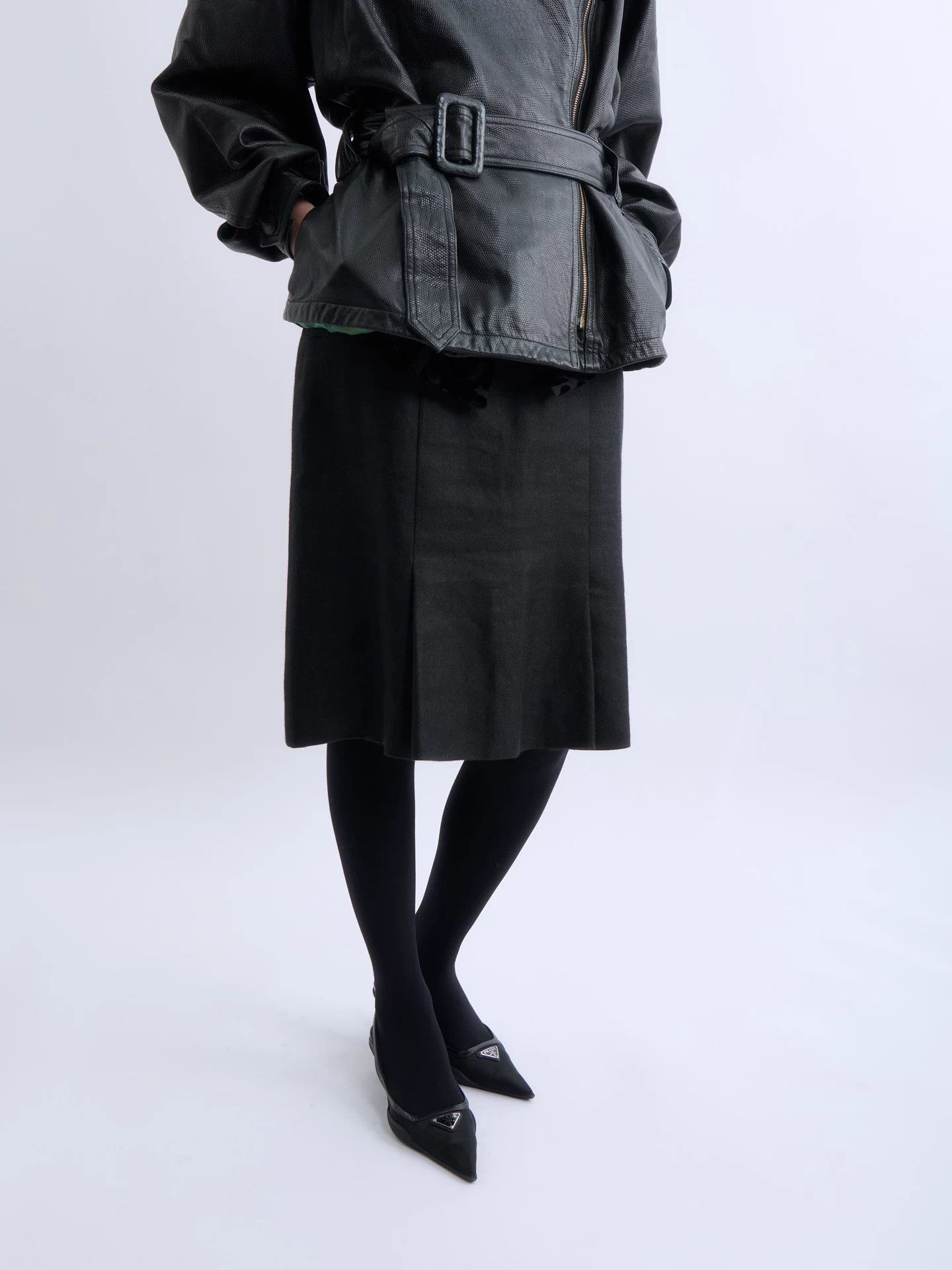Chanel CHANEL 2004 Linen Cashmere Black Pencil Skirt Size 27" / US 4 / IT 40 - 1 Thumbnail