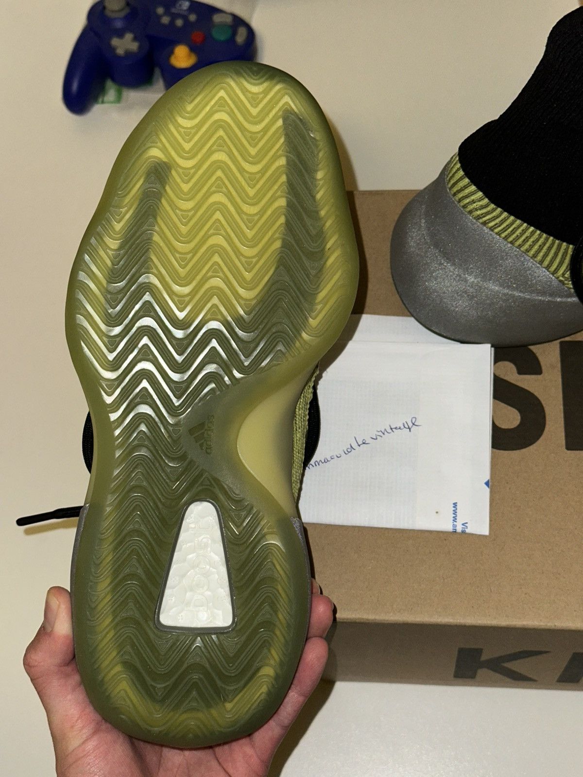 Adidas × Yeezy Yzy basketball knit energy glow Size US 7 / EU 40 - 3 Thumbnail
