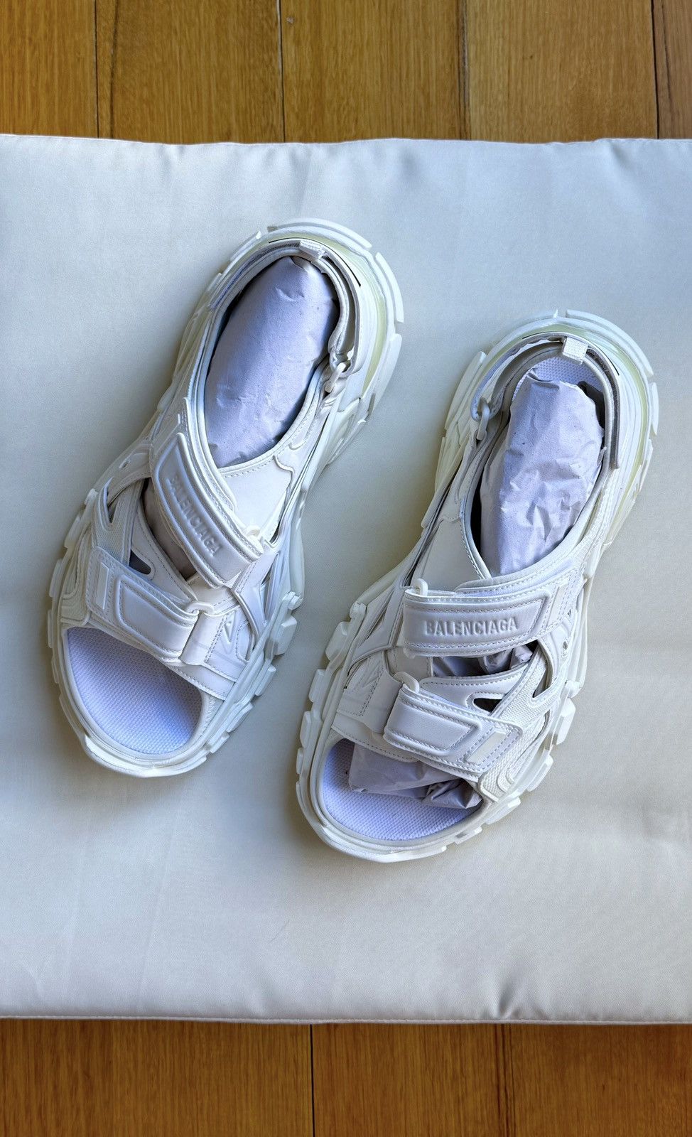 Balenciaga Balenciaga Track Sandal 'Triple White' Size US 9 / EU 42 - 1 Thumbnail