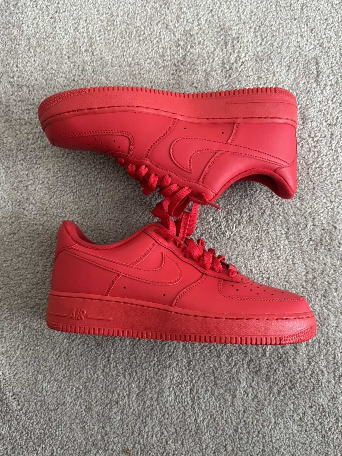 Nike Triple Red Nike Air Force 1 Size US 9 / EU 42 - 6 Thumbnail