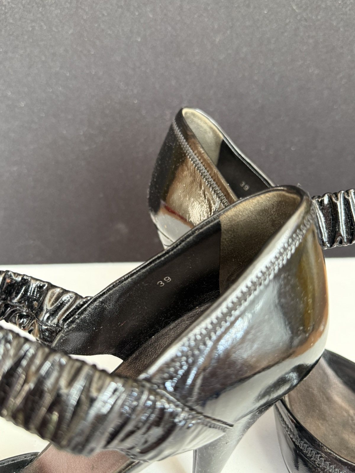 Prada Prada Black Patent Leather Heels Sizes 39 Size US 9 / IT 39 - 8 Thumbnail