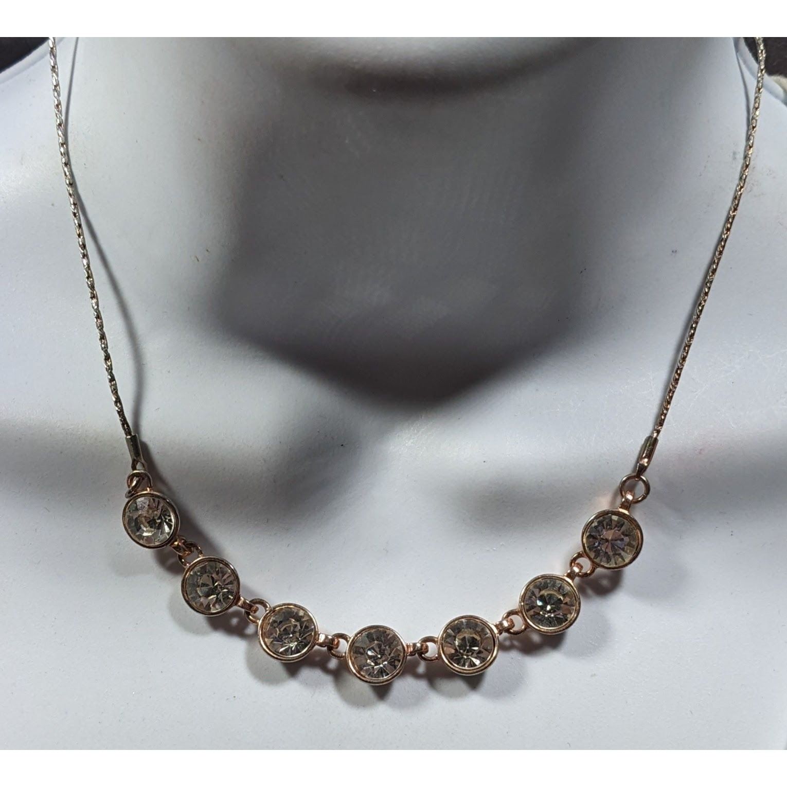Other Charming Charlie Casual Glam Gold Tone Glass Stone Gemmed Ne Size ONE SIZE - 3 Thumbnail