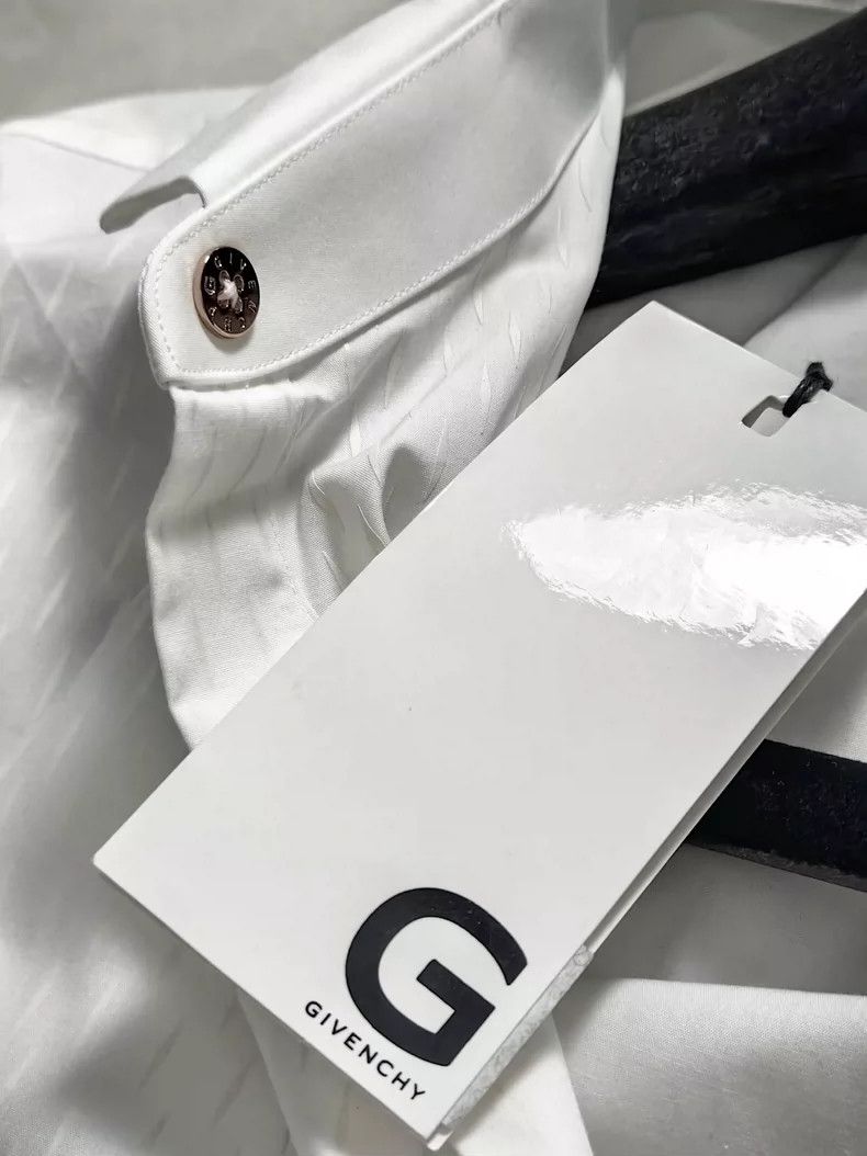 Givenchy Givenchy Casual Shirt Size US XL / EU 56 / 4 - 8 Thumbnail