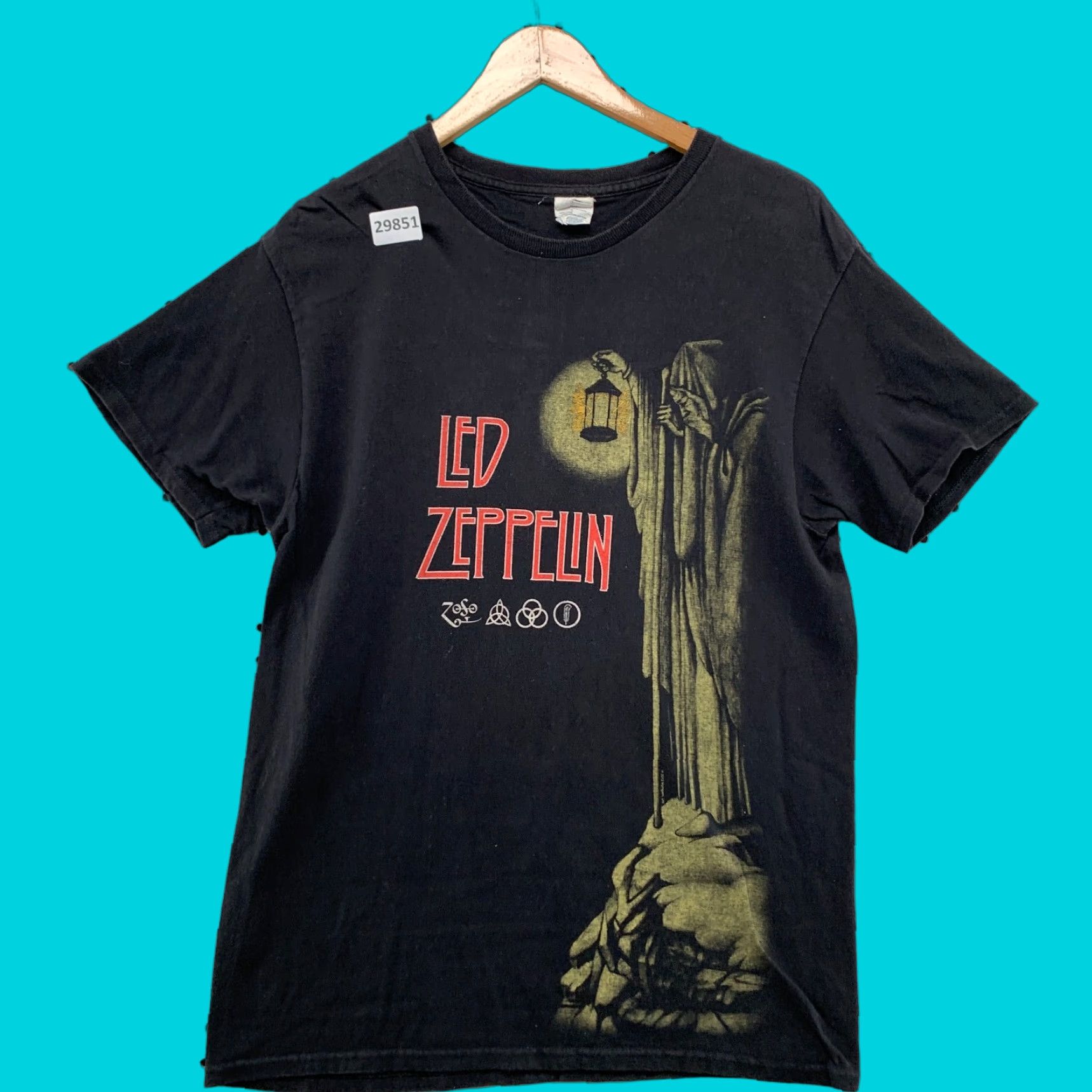 Delta VINTAGE Delta T-Shirt Men's Medium Black 1960s Music Shirt Short Sleeve Crew Neck Vintage Rock Shirt Mens M Black Tee Size US M / EU 48-50 / 2 - 1 Thumbnail