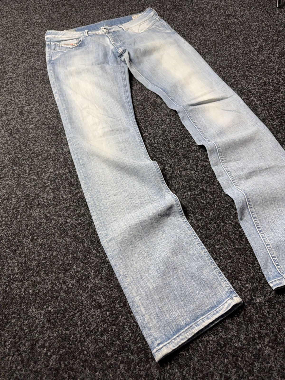 Diesel Luxury 00s Diesel Lowette Y2K Light Wash Slim Straight Jeans Size 30" / US 8 / IT 44 - 2 Thumbnail