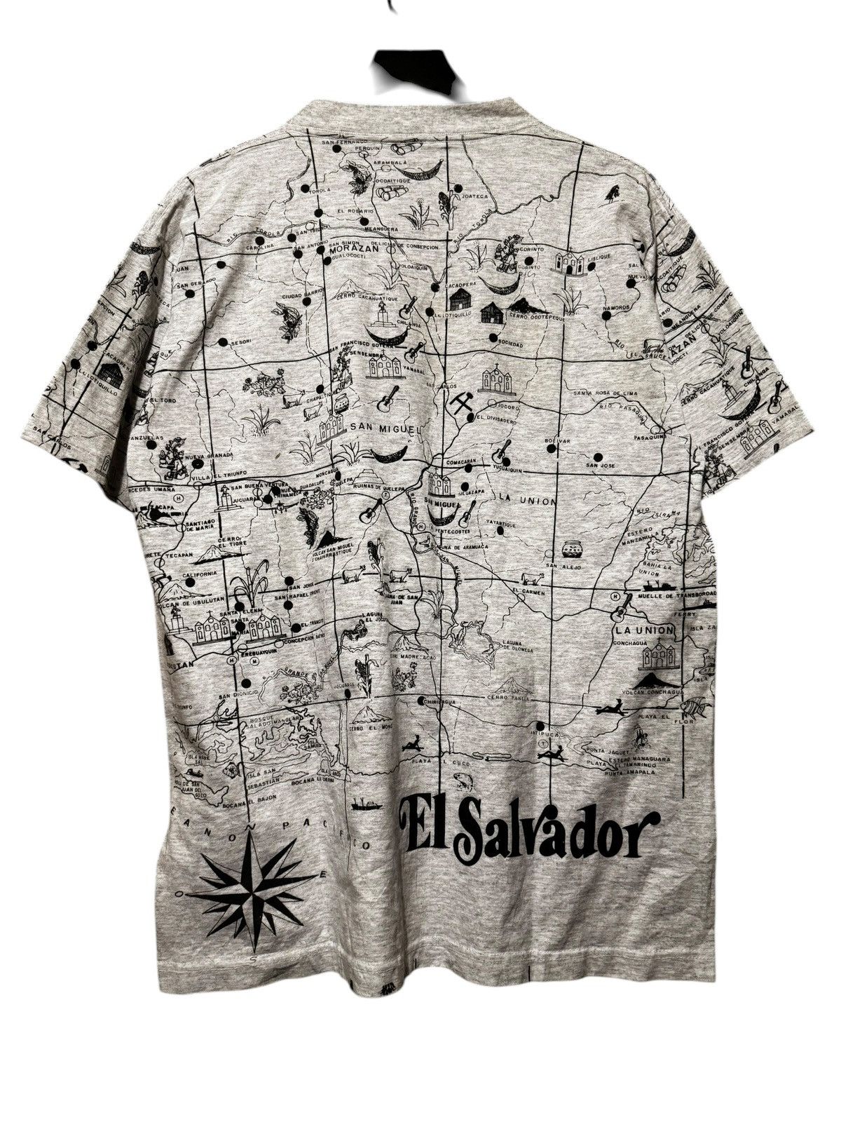 Vintage El salvador map aop tee Size US L / EU 52-54 / 3 - 3 Thumbnail