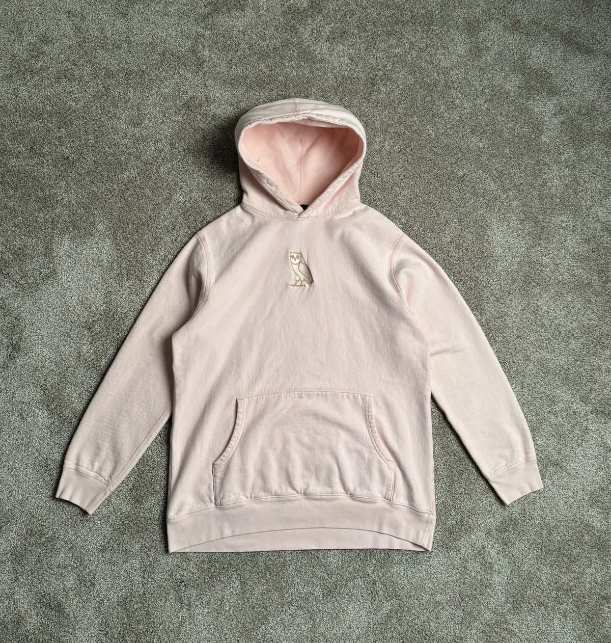 October's Very Own OVO “BLUSH” CLASSIC LOGO PULLOVER HOODIE Size US XL / EU 56 / 4 - 3 Thumbnail