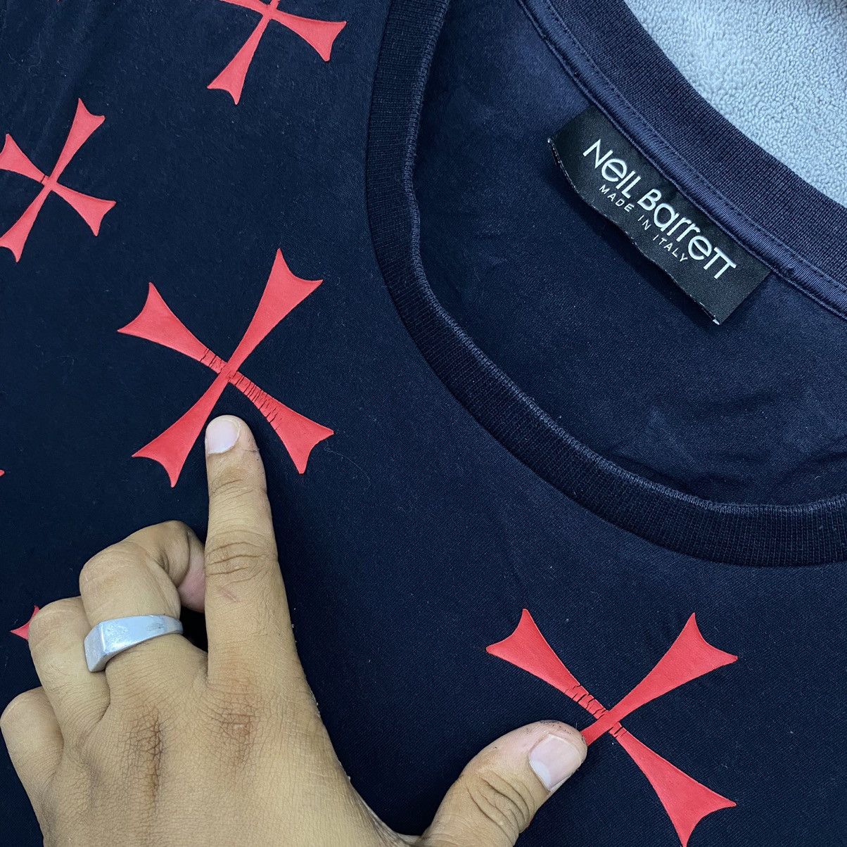 Neil Barrett NEIL BARRETT Maltese Cross Printed T-Shirt Black Size US L / EU 52-54 / 3 - 7 Thumbnail