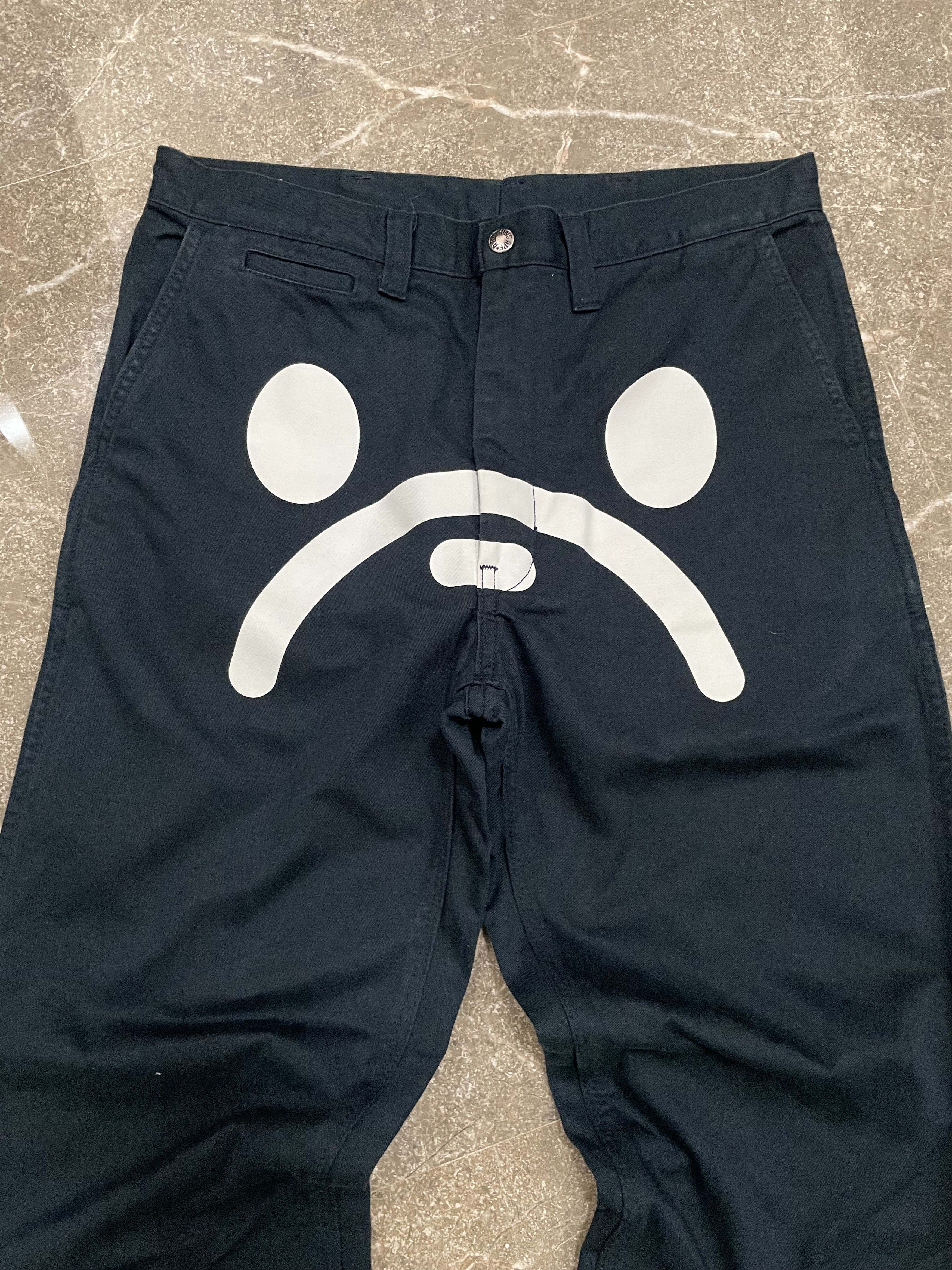 Bape Bape - Baby Milo Sad Face Chino Pants Size US 32 / EU 48 - 2 Thumbnail