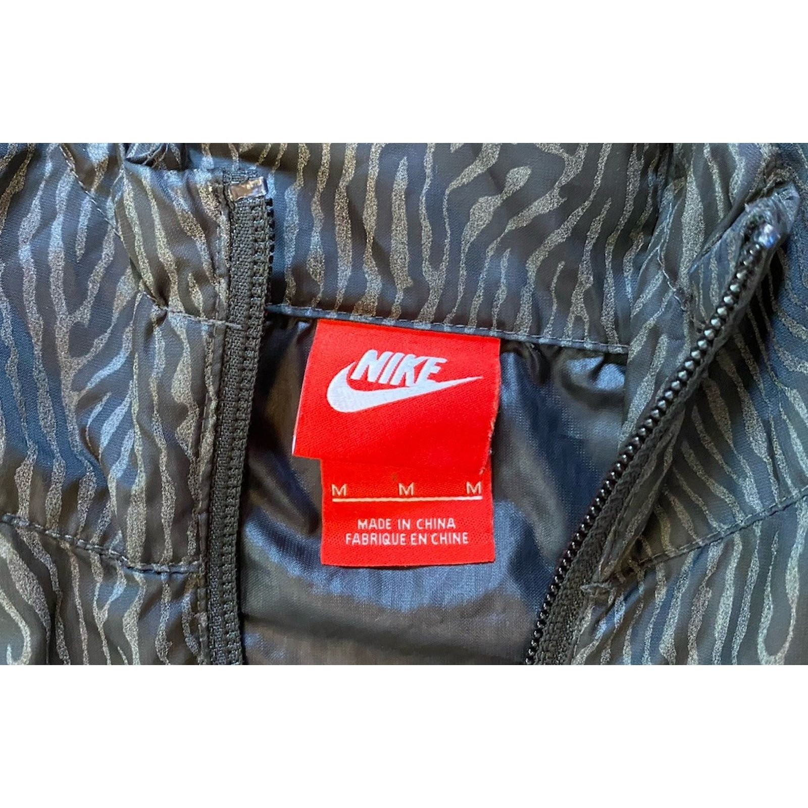 Nike Nike Hood Rain Jacket Black Women’s Medium Size M / US 6-8 / IT 42-44 - 3 Thumbnail