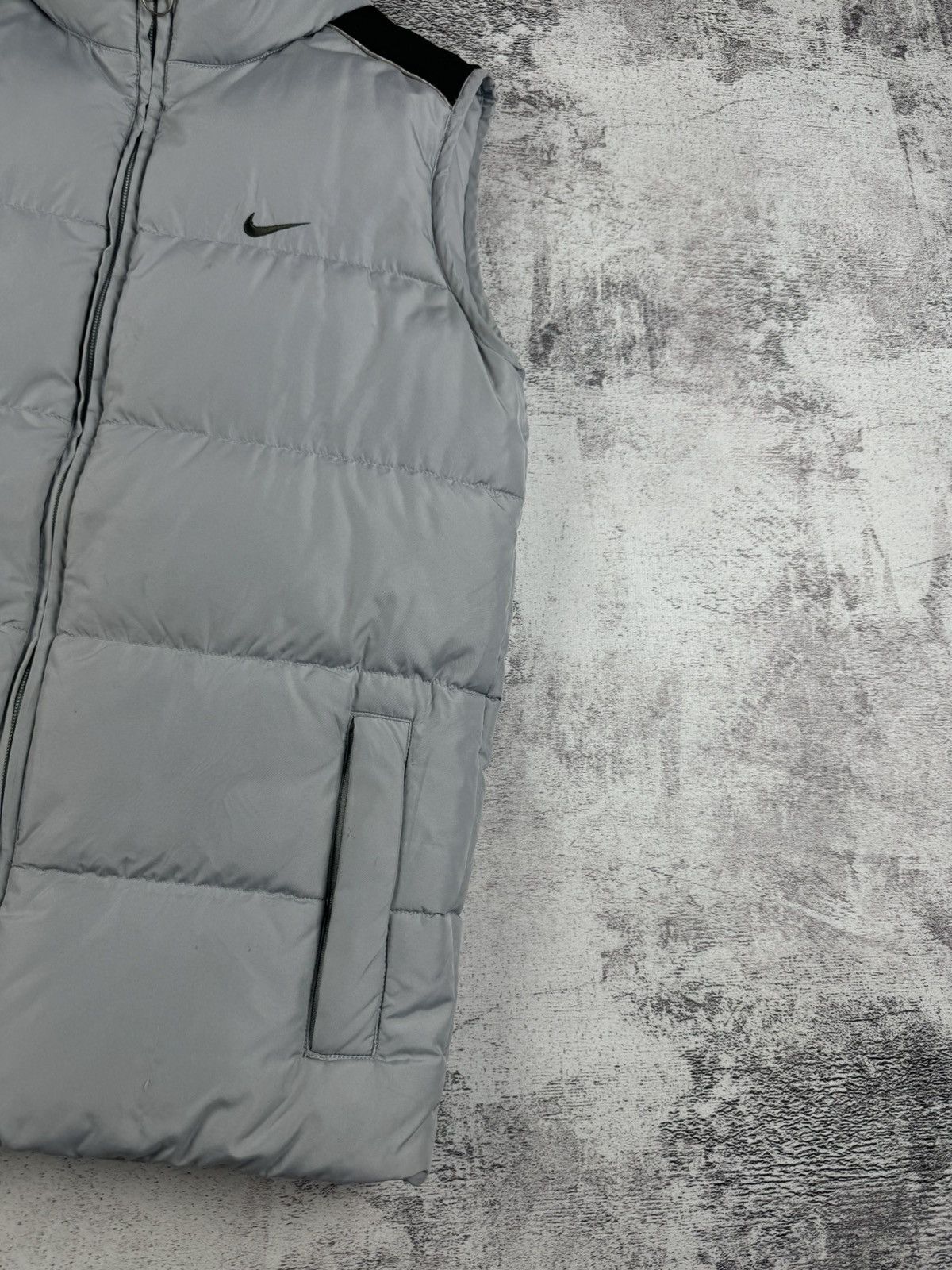 Nike Vintage 90S-OOS Rare Nike Streetwear Grey Swoosh Logo Vest Size US S / EU 44-46 / 1 - 6 Thumbnail