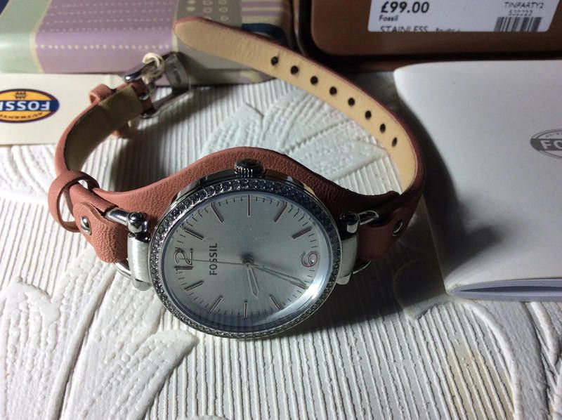 Fossil Fossil Women's Leather Quartz Watch with Gold Dial Size ONE SIZE - 3 Thumbnail