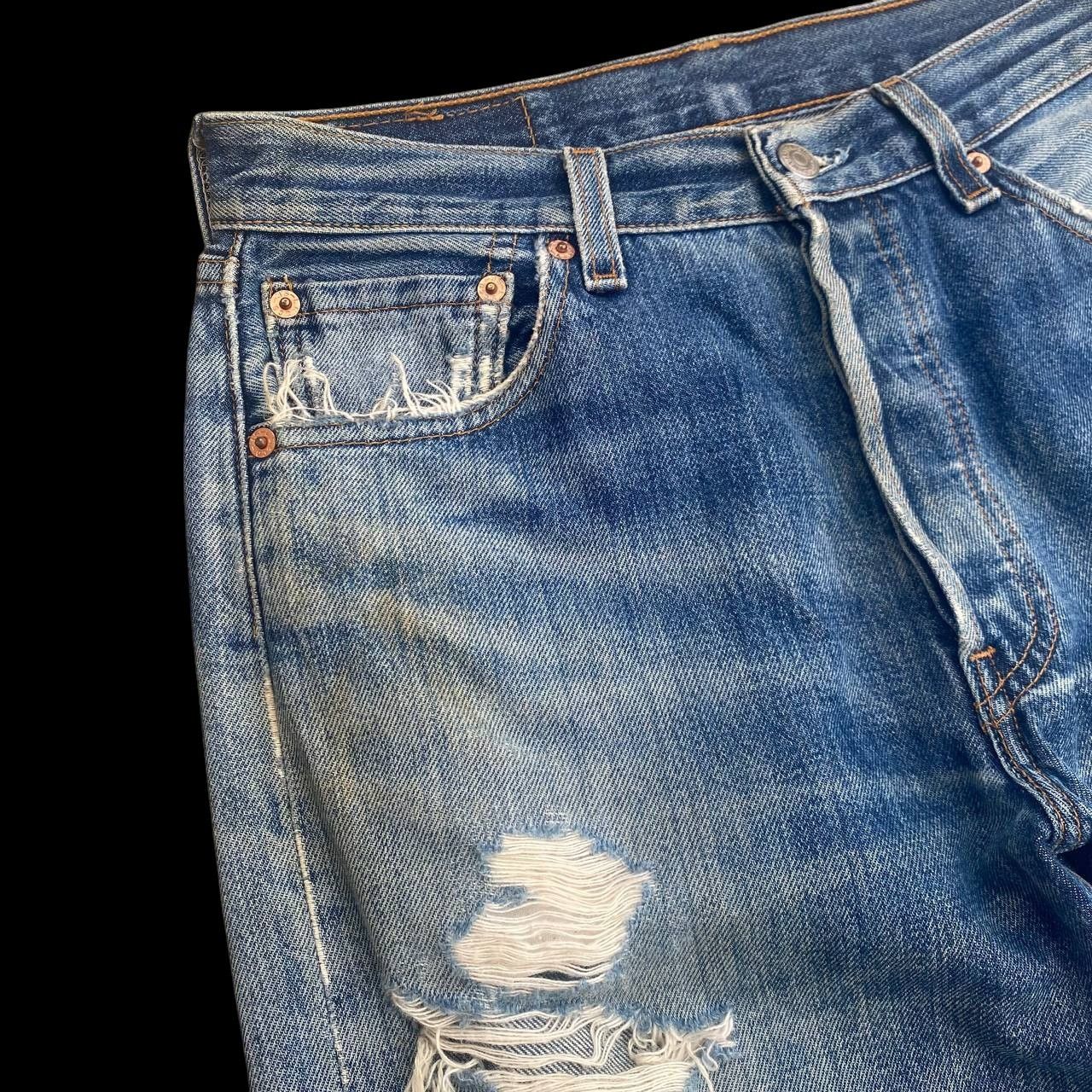 Levi's Vintage Clothing × Vintage KURT COBAIN VINTAGE LEVIS 501 DISTRESSED DIRTY JEAN BJ07-07 Size US 29 - 6 Thumbnail