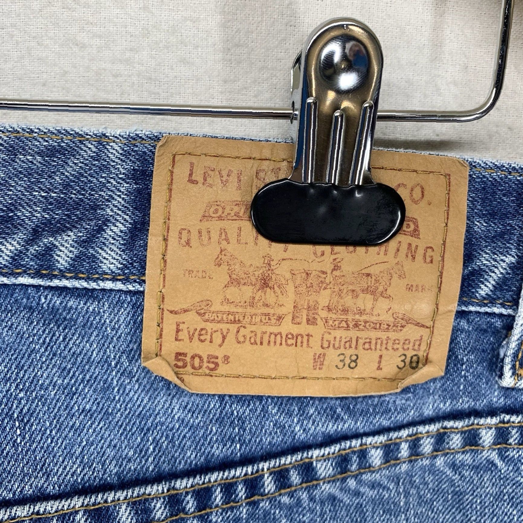 Levi's Levi's 505 Jeans Men Regular Fit Straight Leg 38x30 Blue Cotton Denim 2002 Americana Size US 38 / EU 54 - 3 Thumbnail