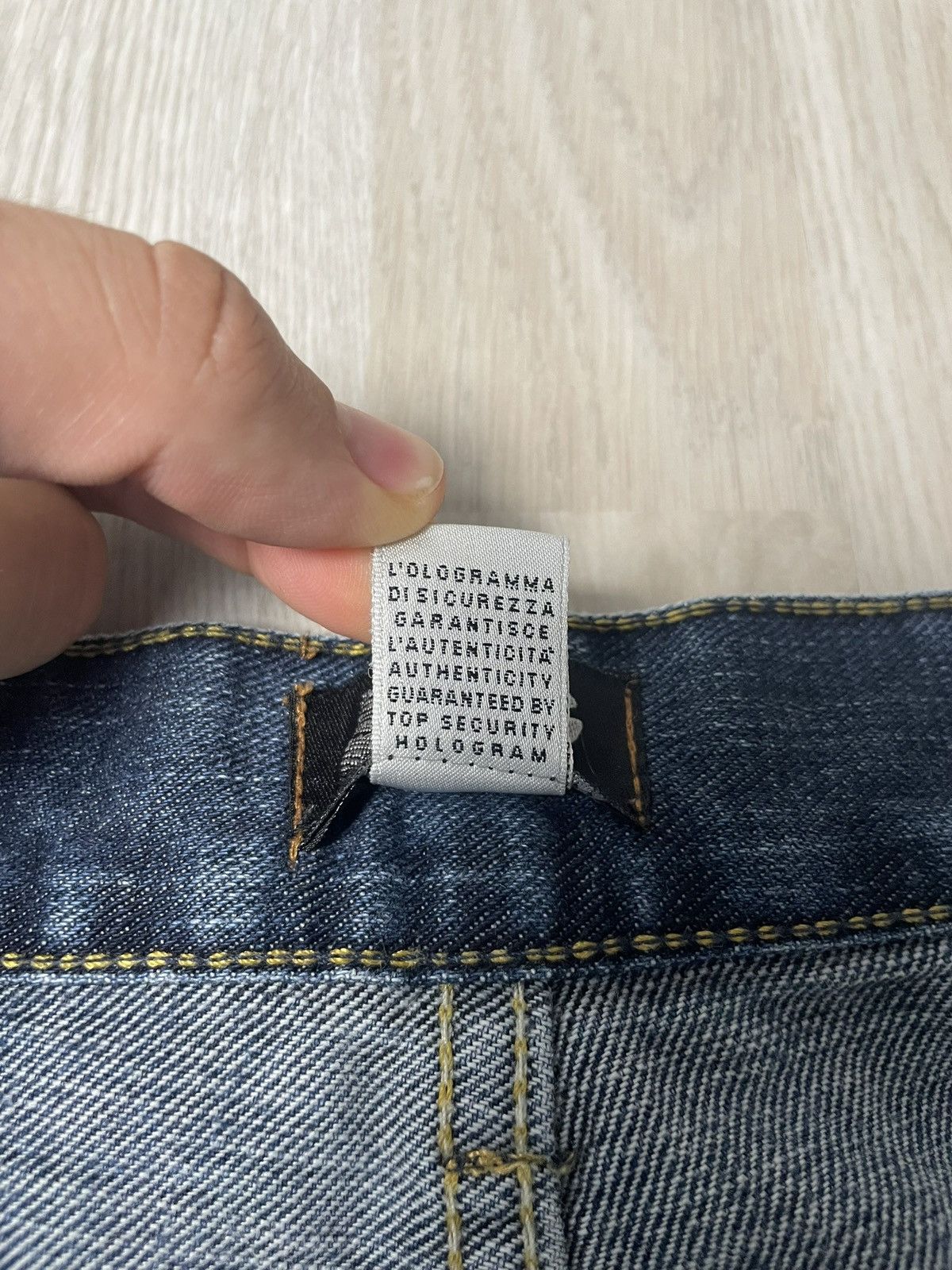Dolce & Gabbana Dolce & Gabbana Jeans DG Backprint Größe 36 Size 28" / US 6 / IT 42 - 4 Thumbnail