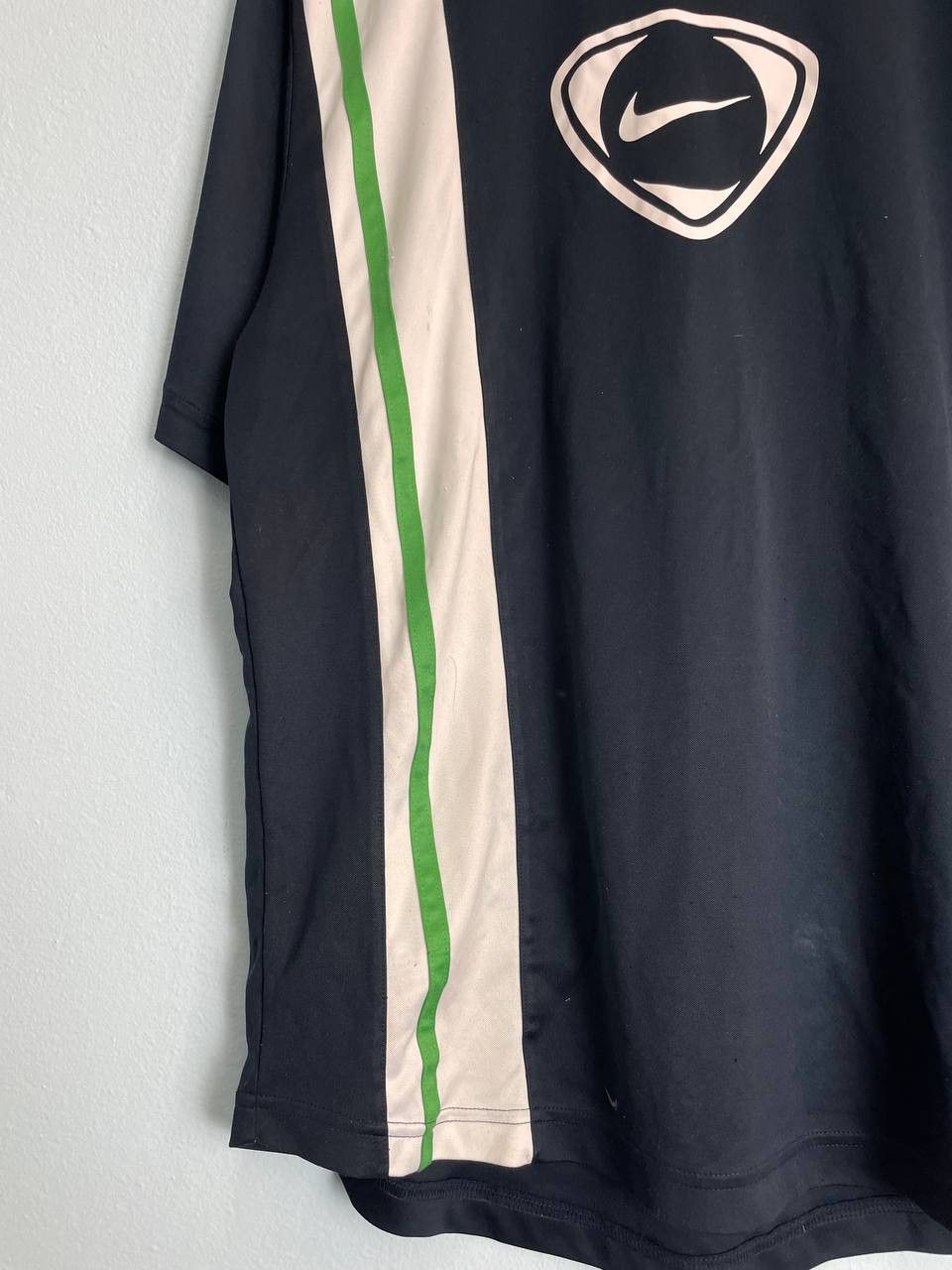 Nike × Vintage Nike Vintage Center Logo Swoosh Y2K Drill Jersey T-Shirt Size US L / EU 52-54 / 3 - 3 Thumbnail